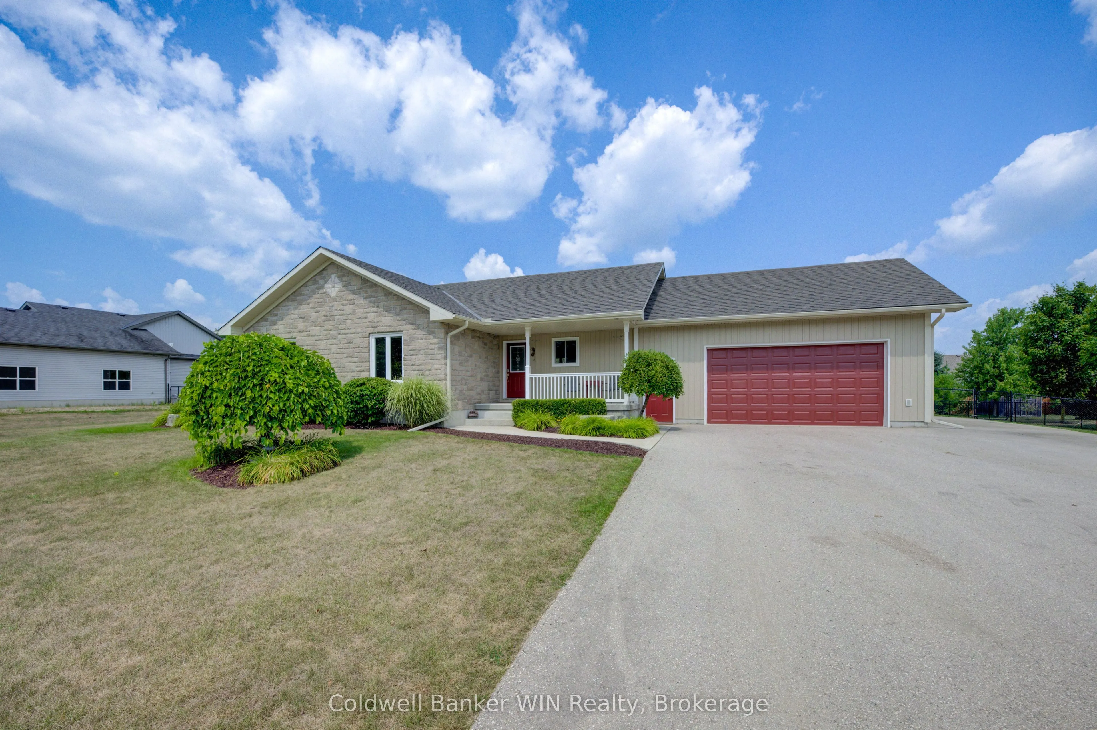 22 REGENCY Drive