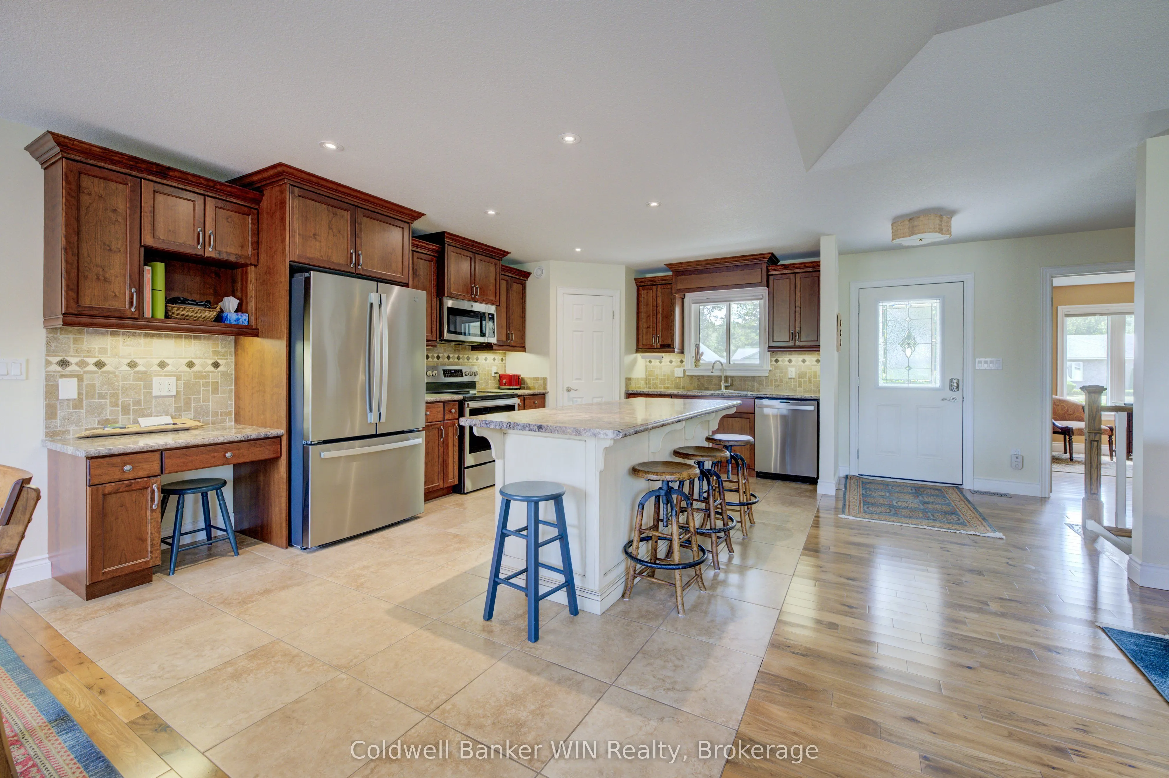 22 REGENCY Drive