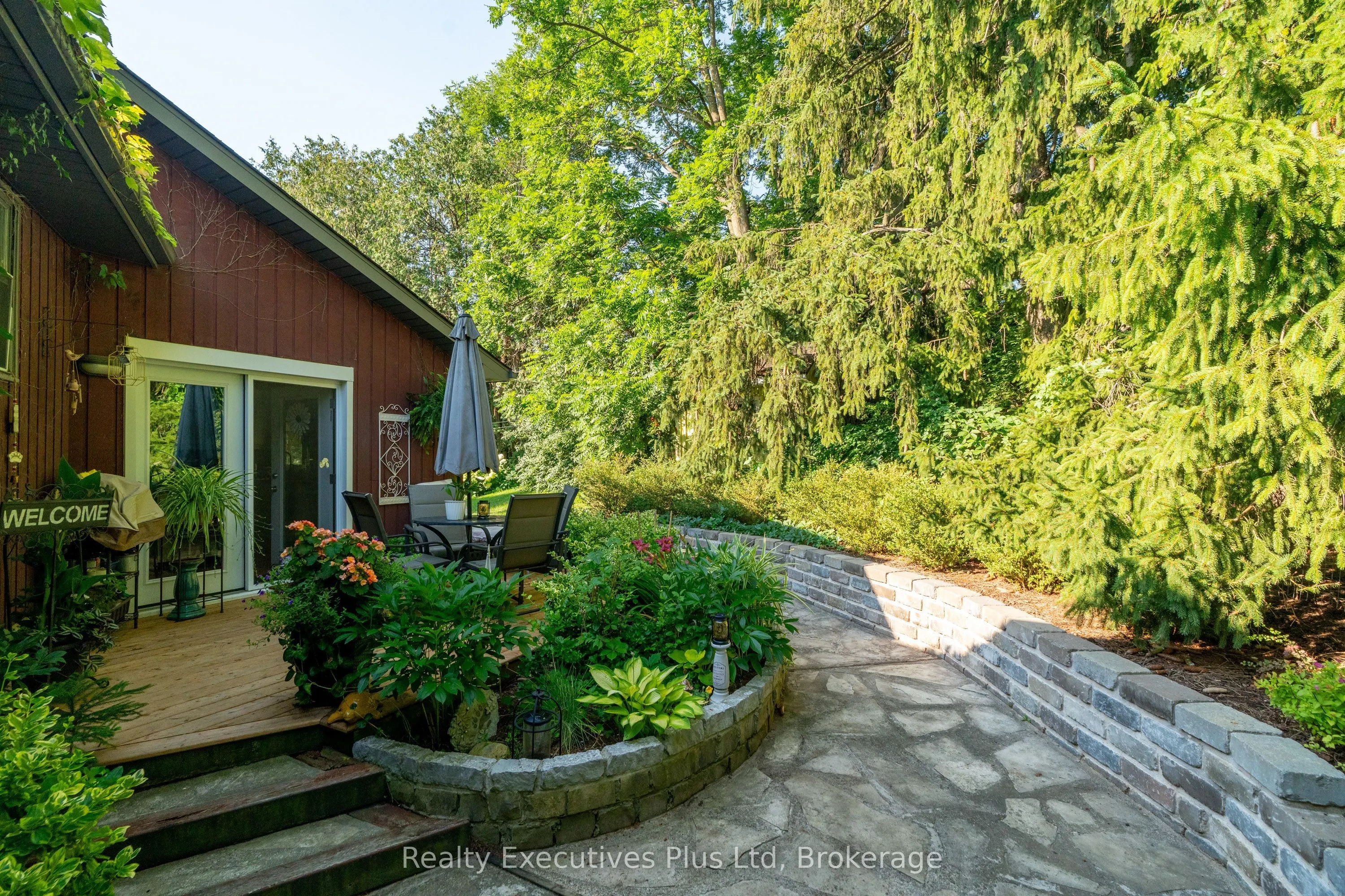 4 Glenhill Place