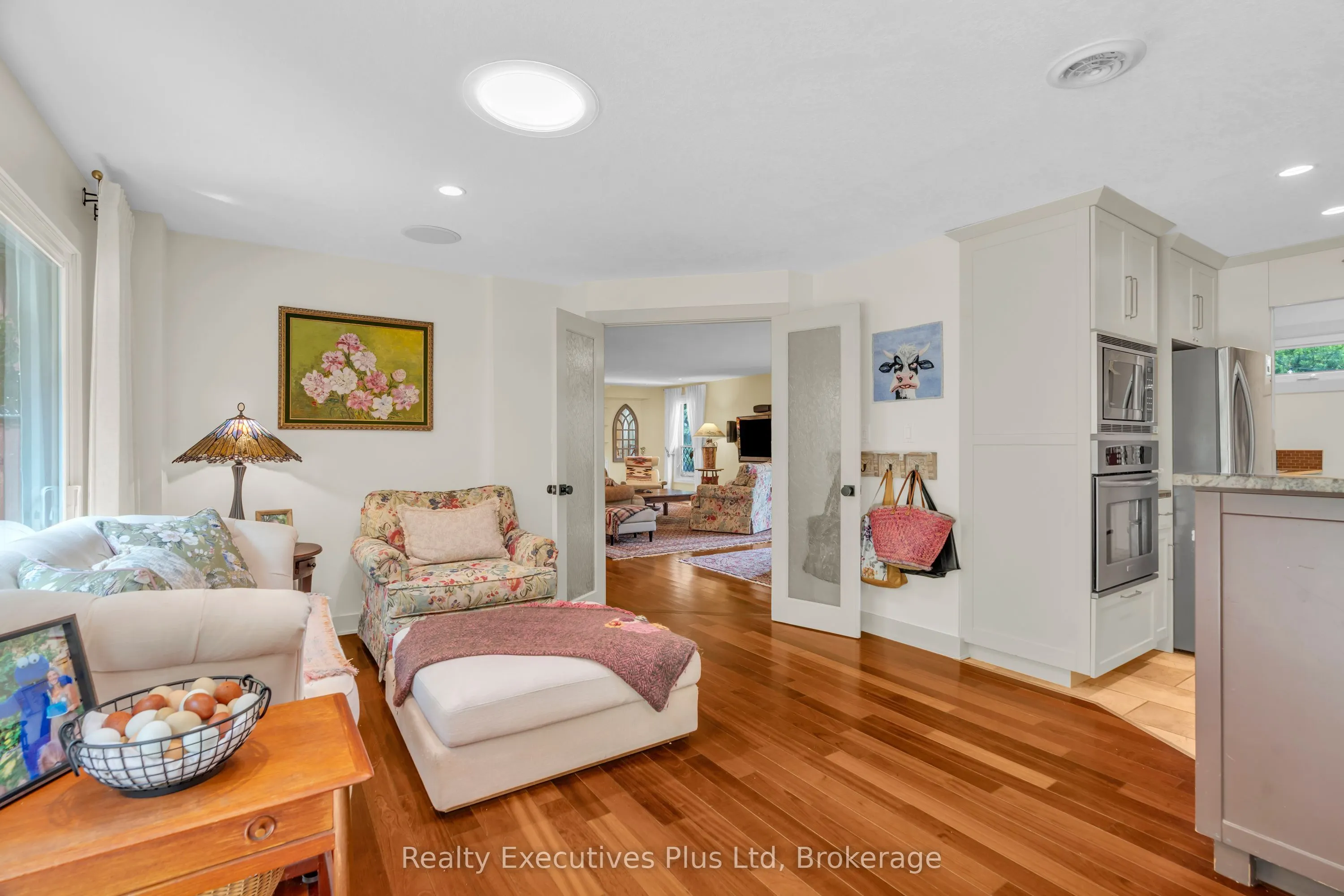 4 Glenhill Place