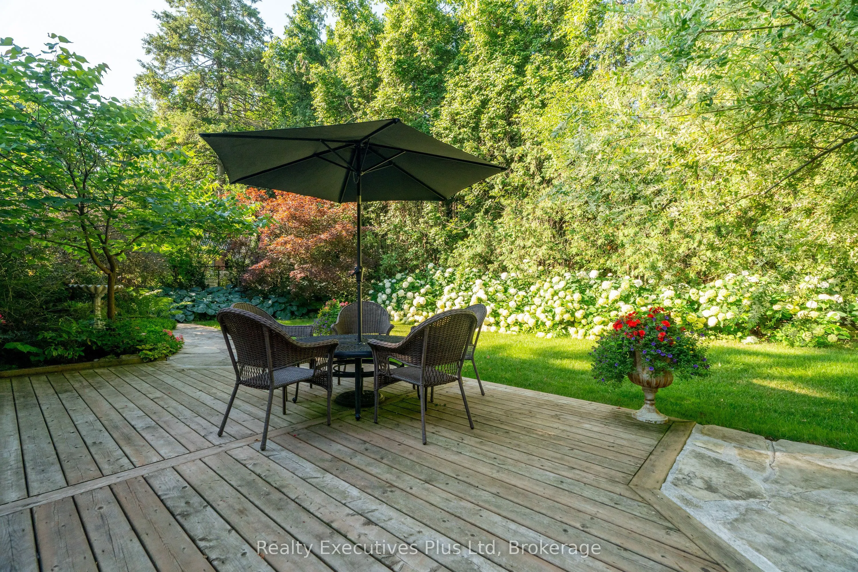 4 Glenhill Place