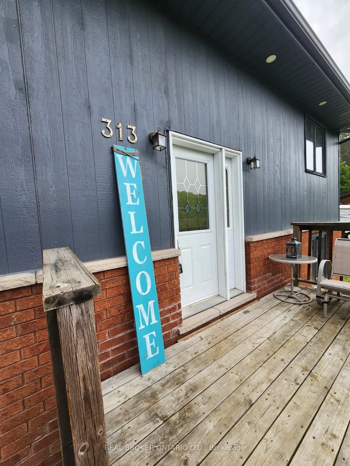 313 Syples Street