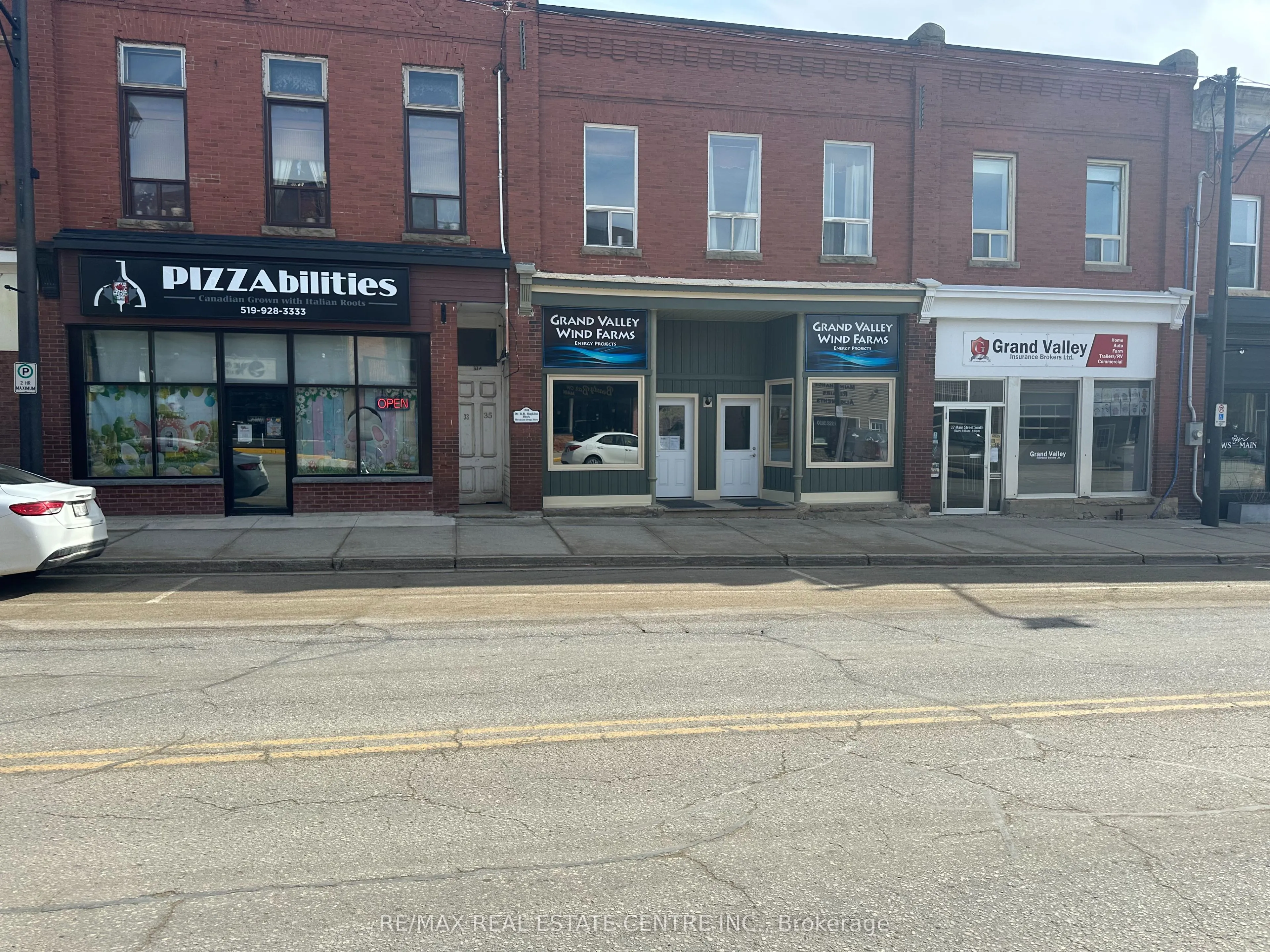 35 Main Street