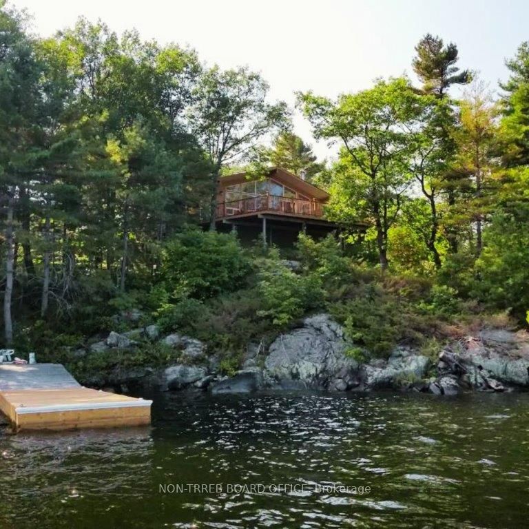 3140 Island 1810