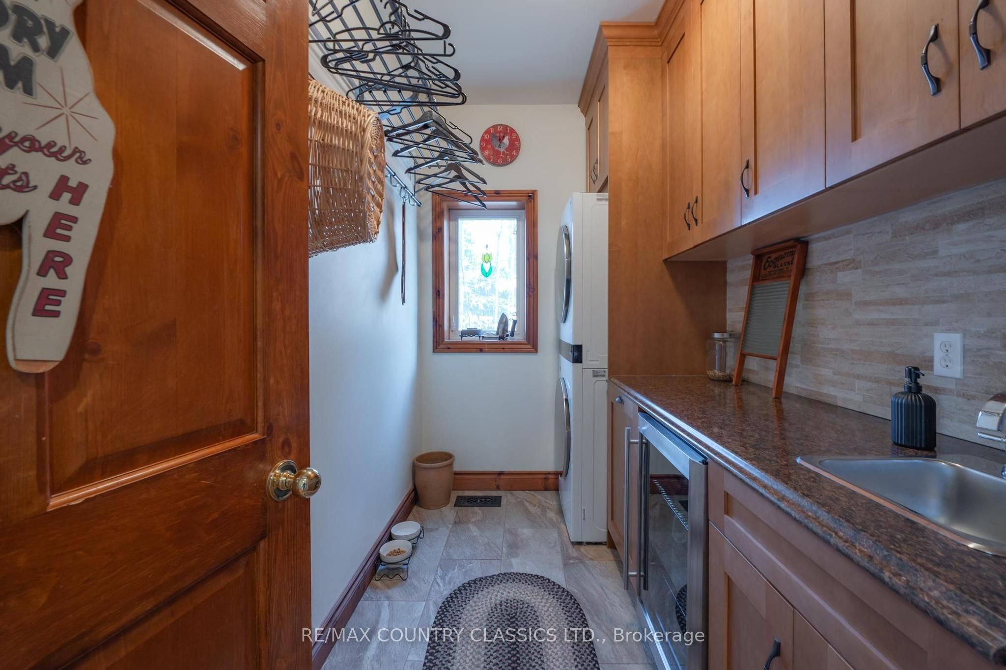 32 Shadowood Lane