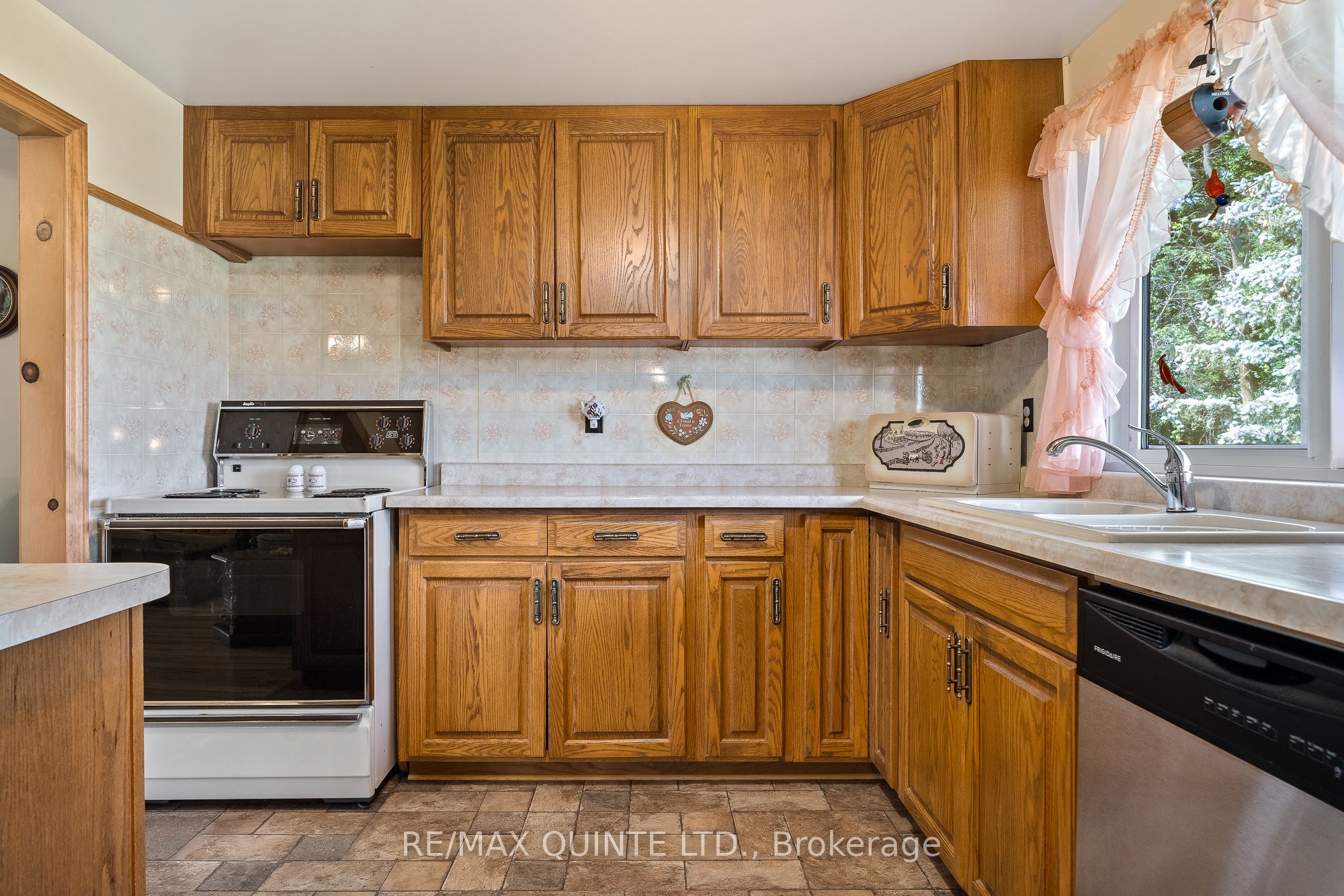 257 Elmbrook Road