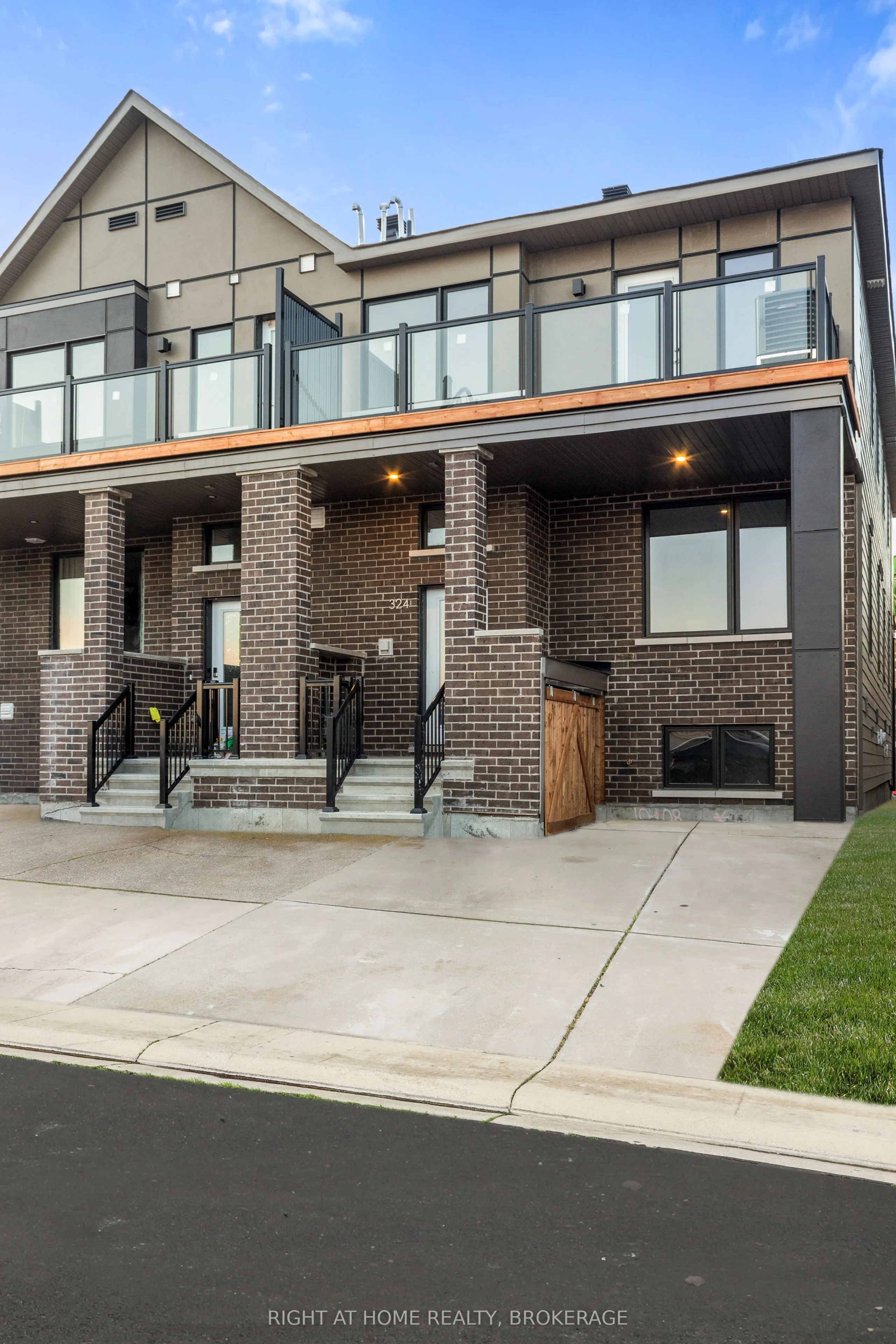 324 Catsfoot Walk