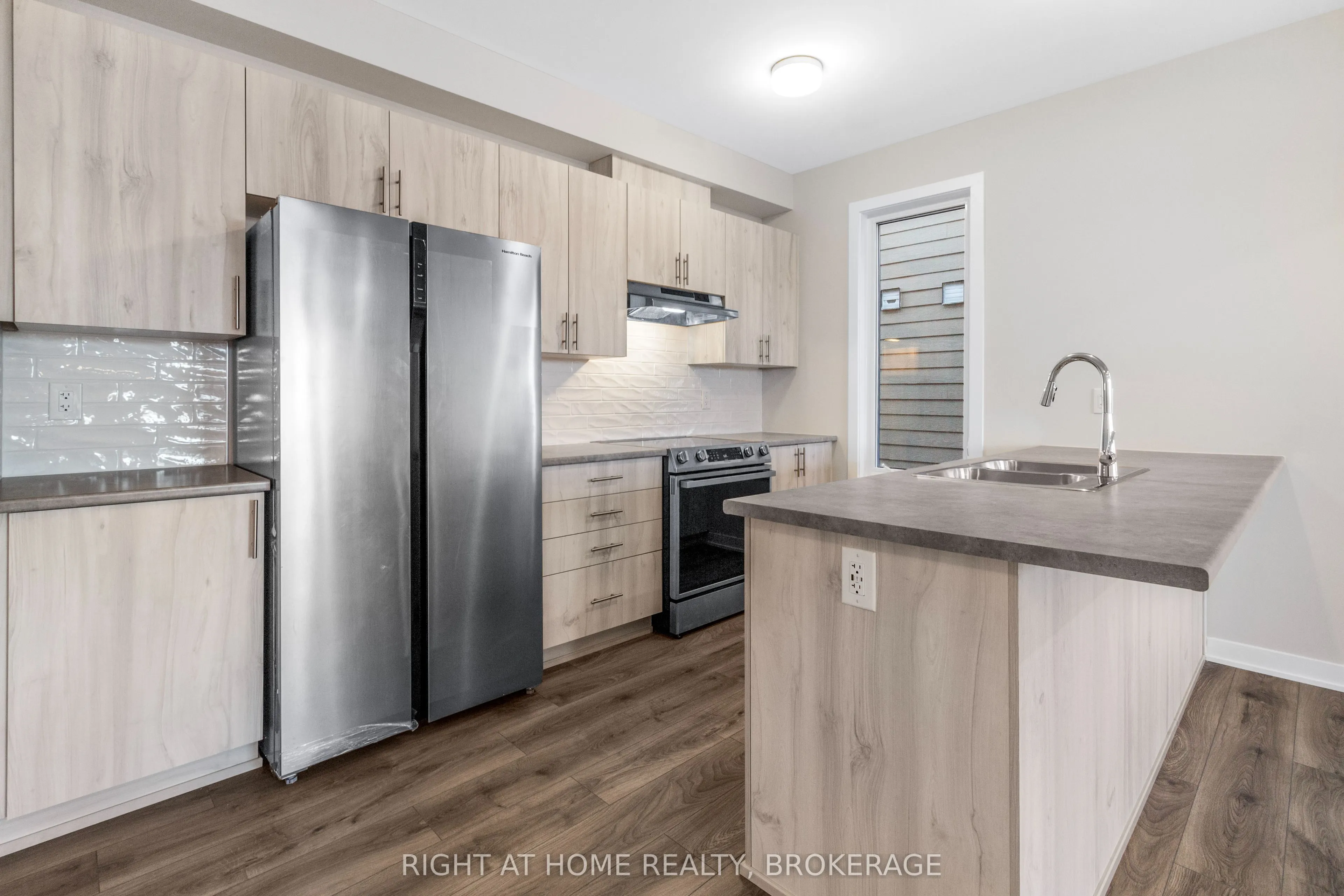 324 Catsfoot Walk