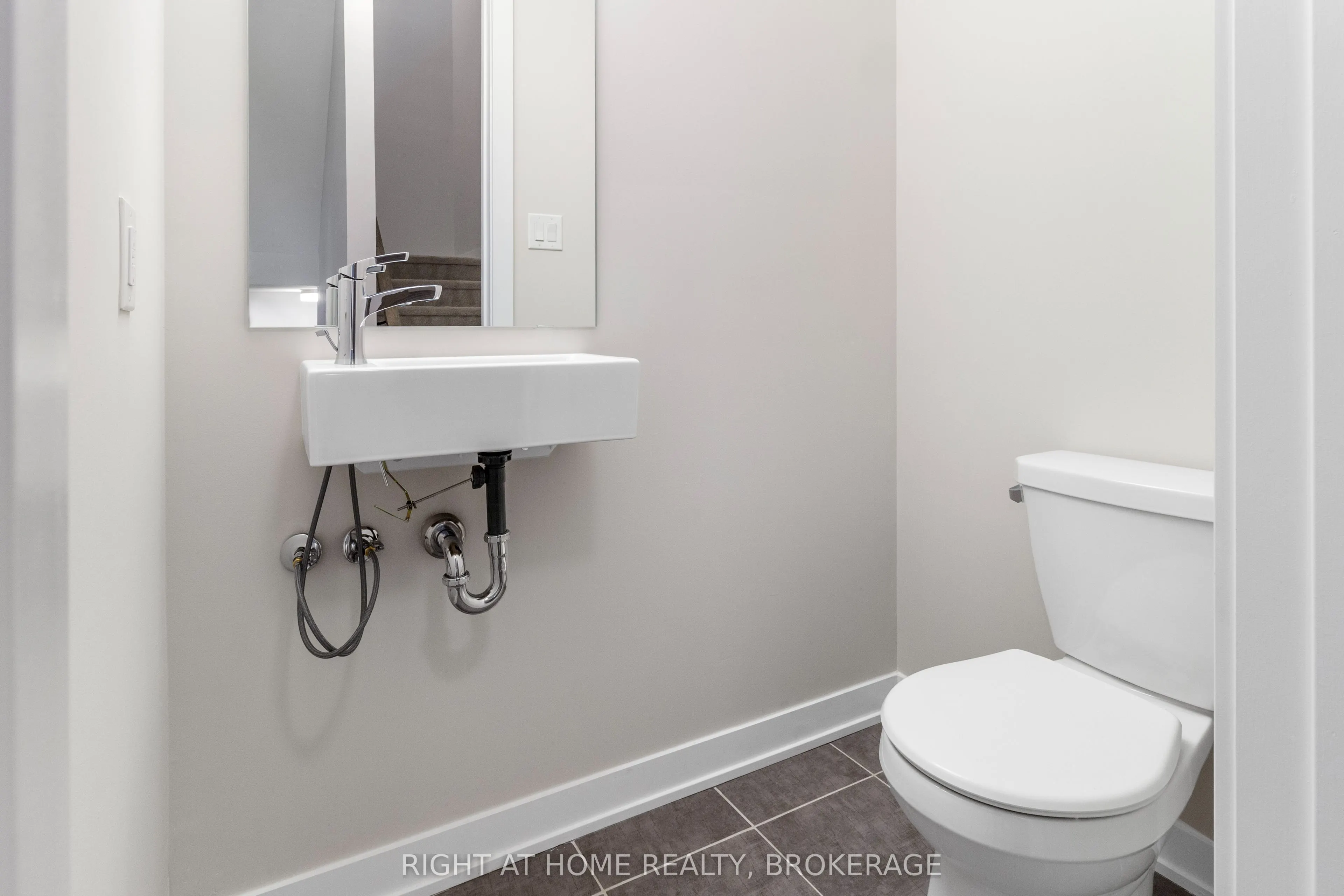 324 Catsfoot Walk