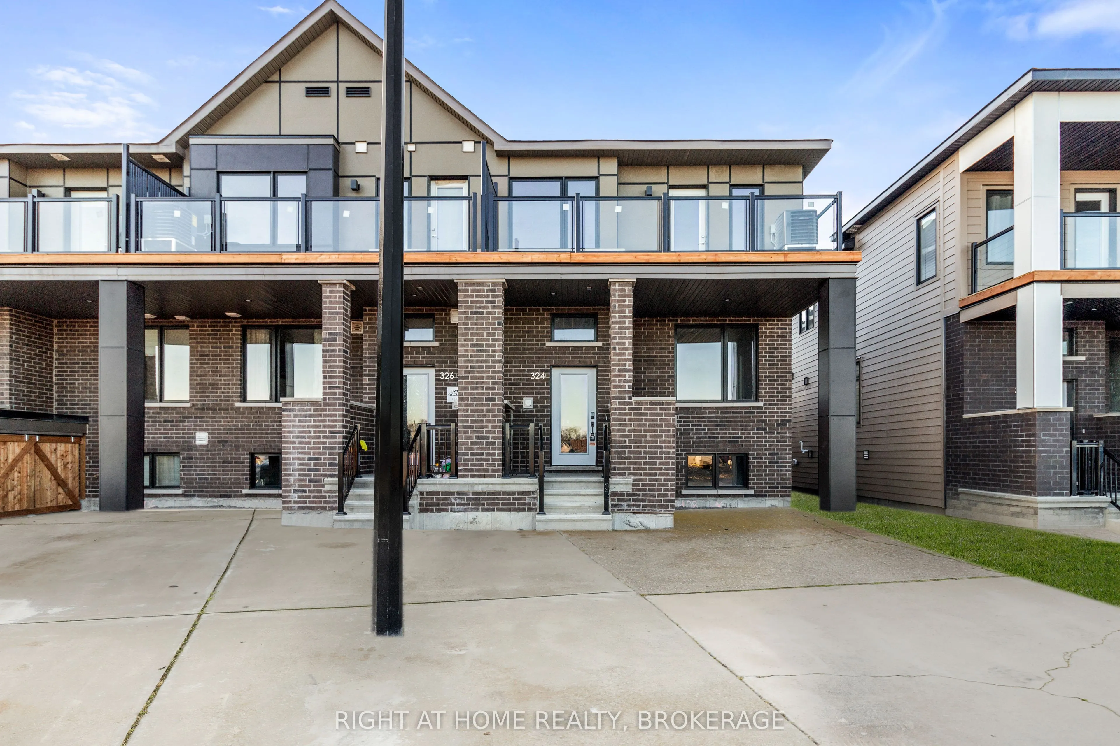 324 Catsfoot Walk
