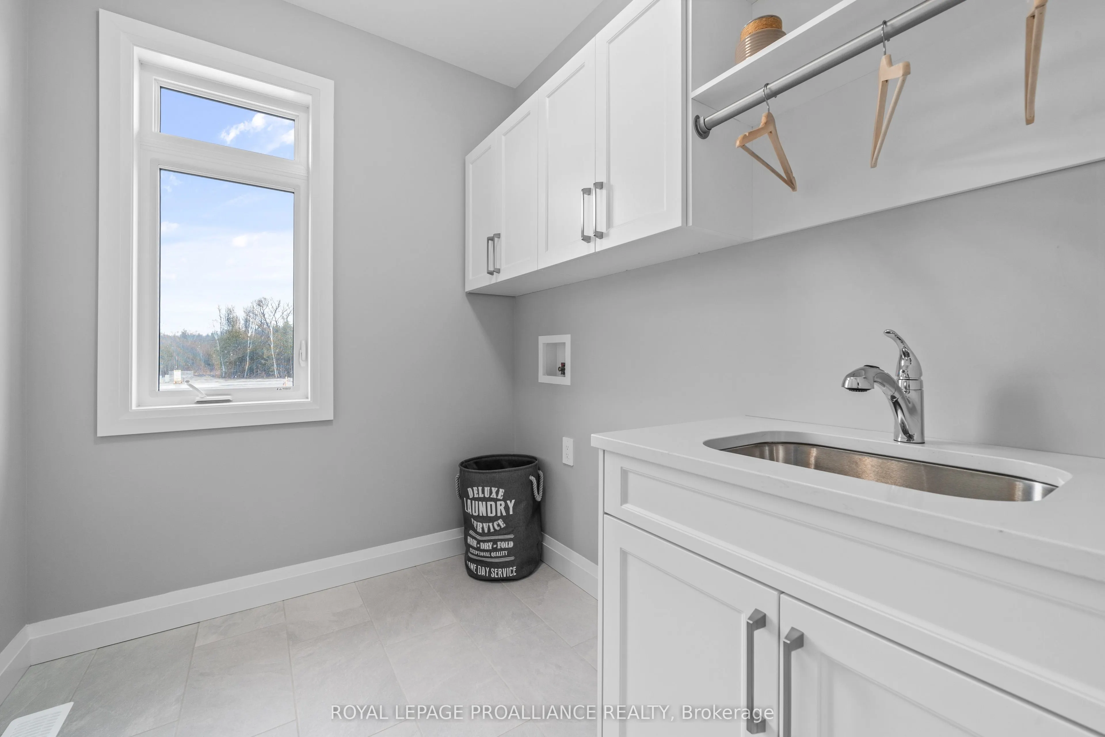 5 Mackenzie John Crescent