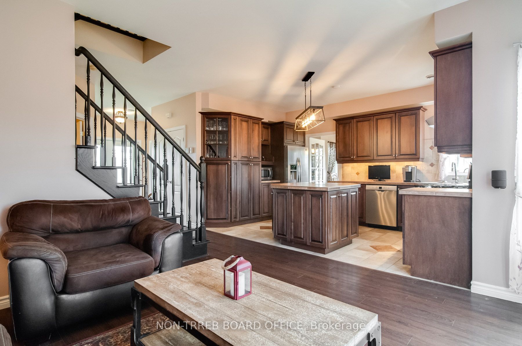 6218 Shannon Lane