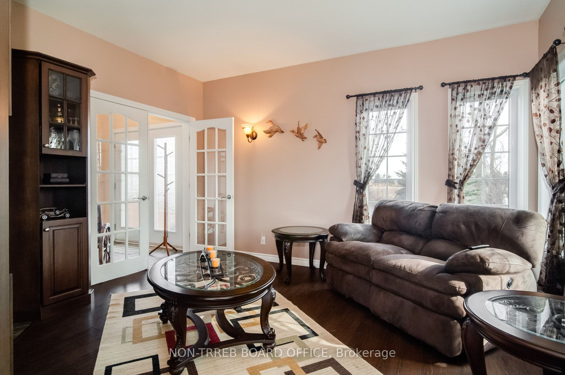 6218 Shannon Lane