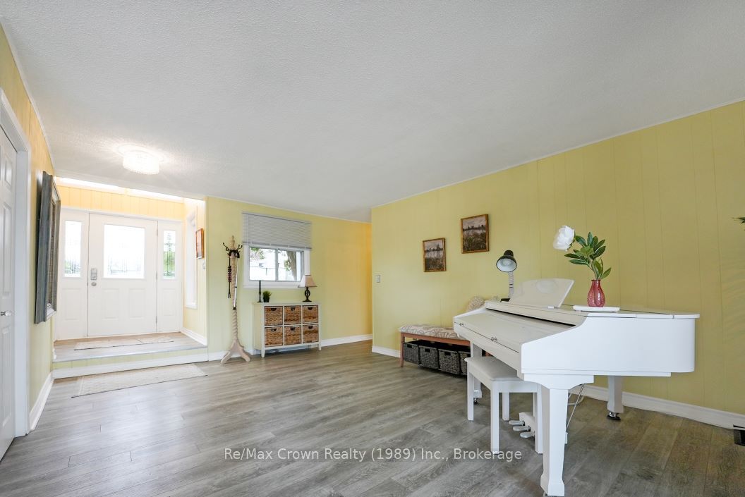 14 Oriole Road