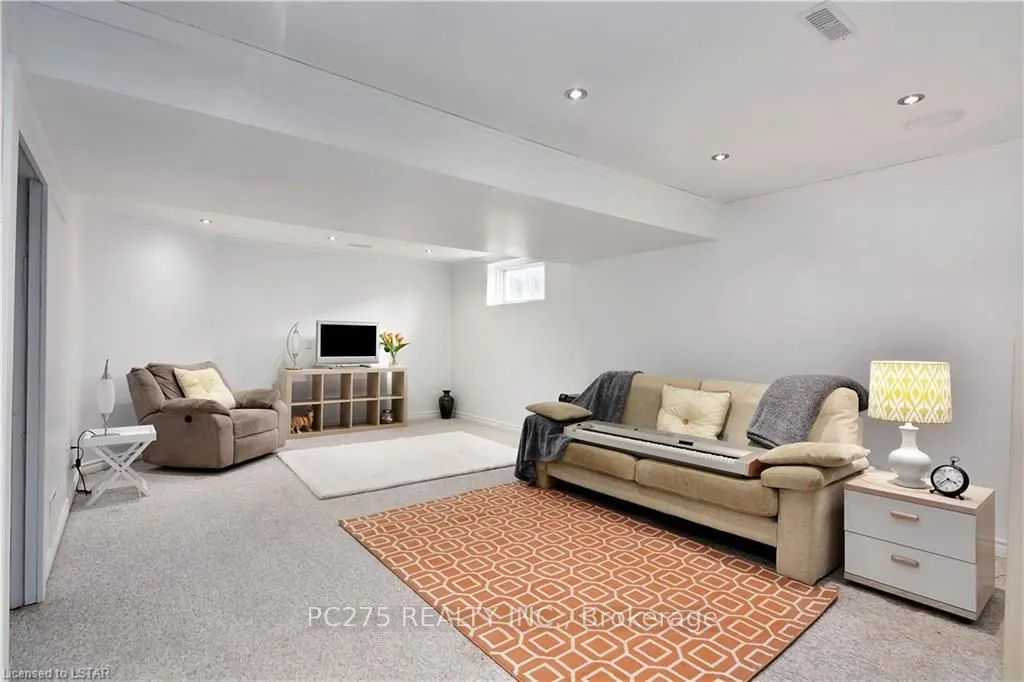 89 PRINCE EDWARD Road