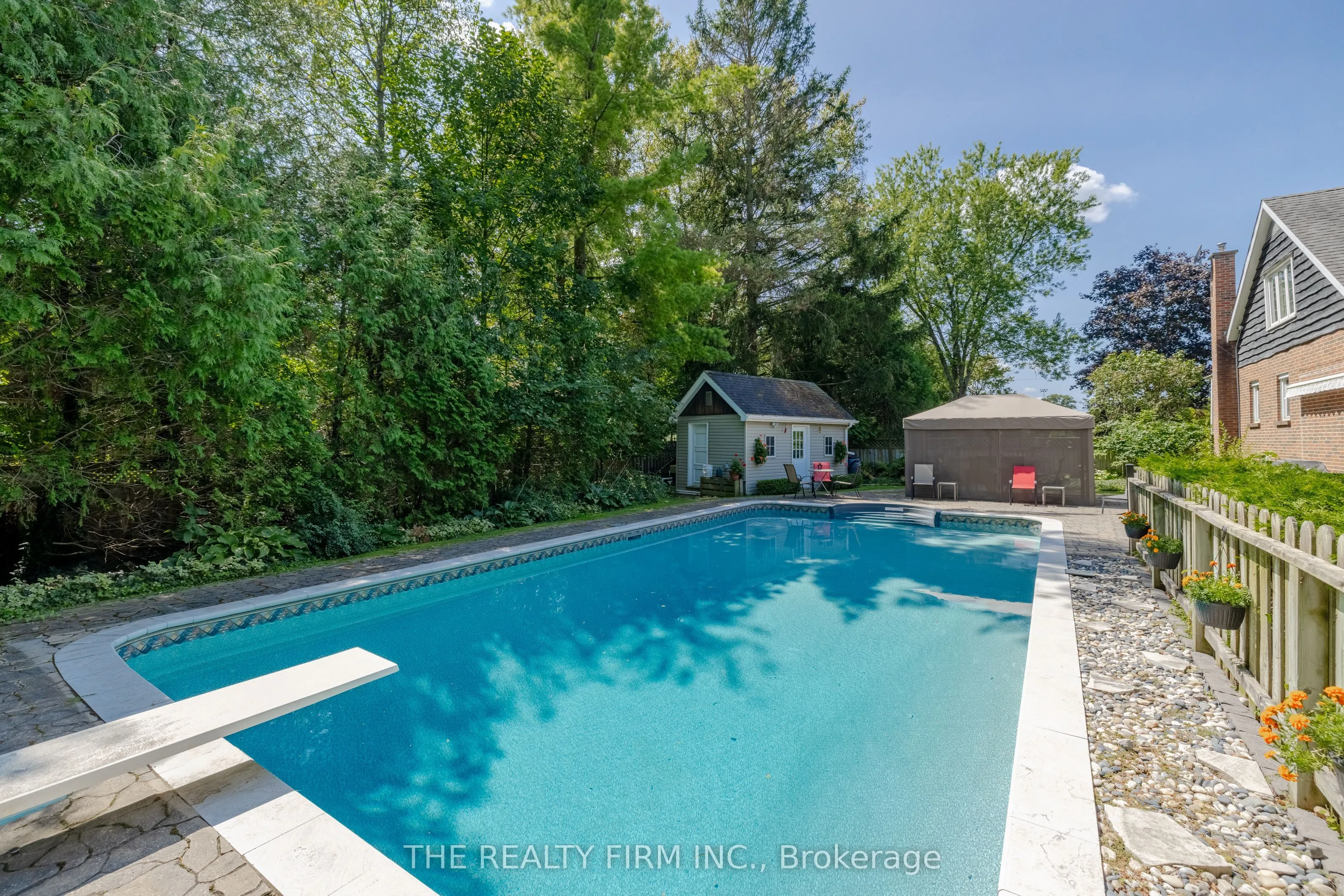 2294 Harris Road