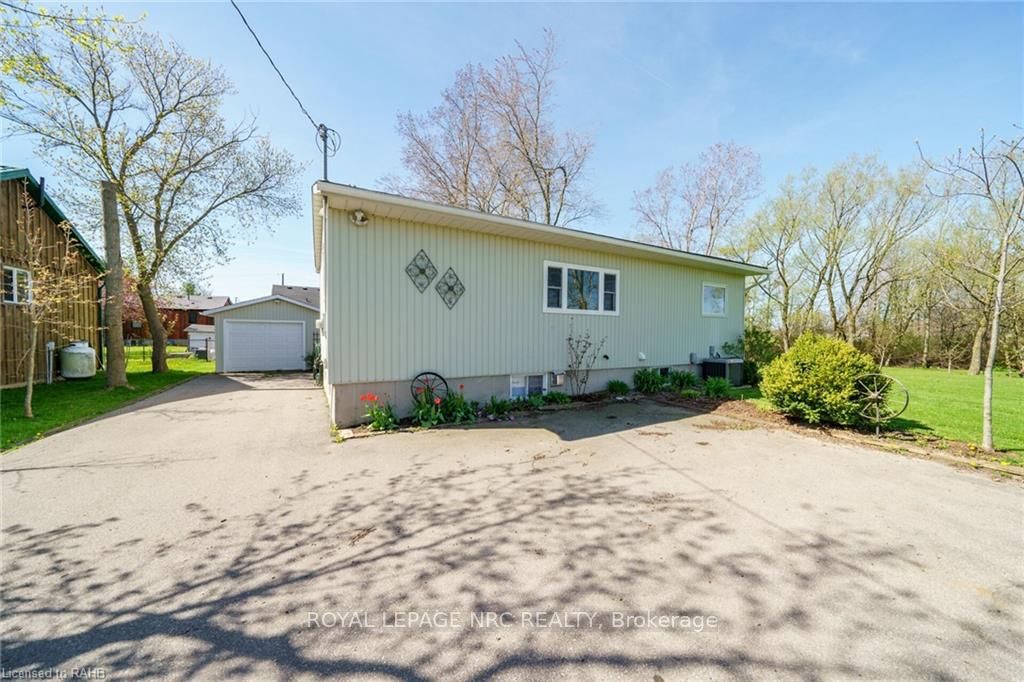 2970 Lakeshore Road