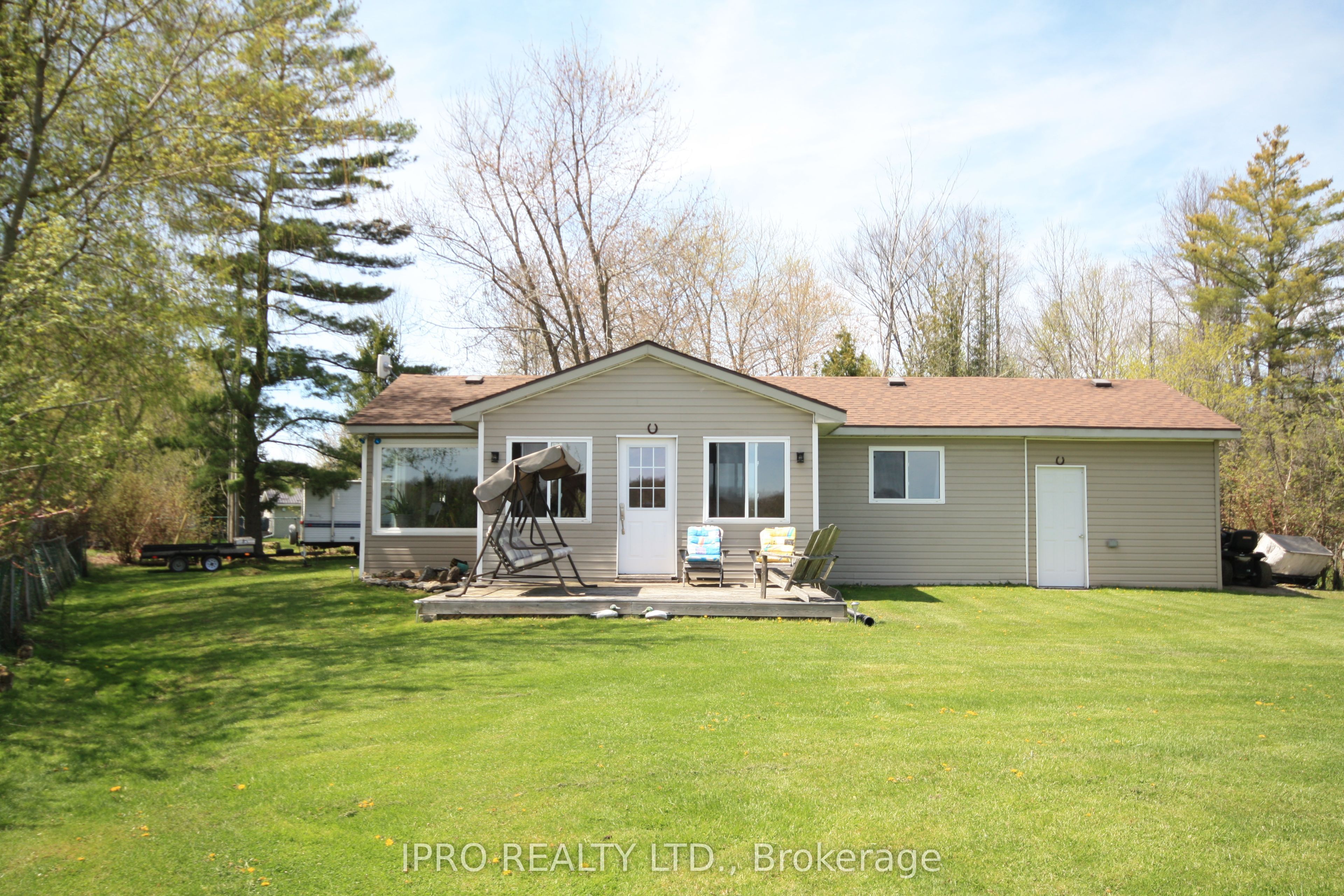 33 Willow Point Road