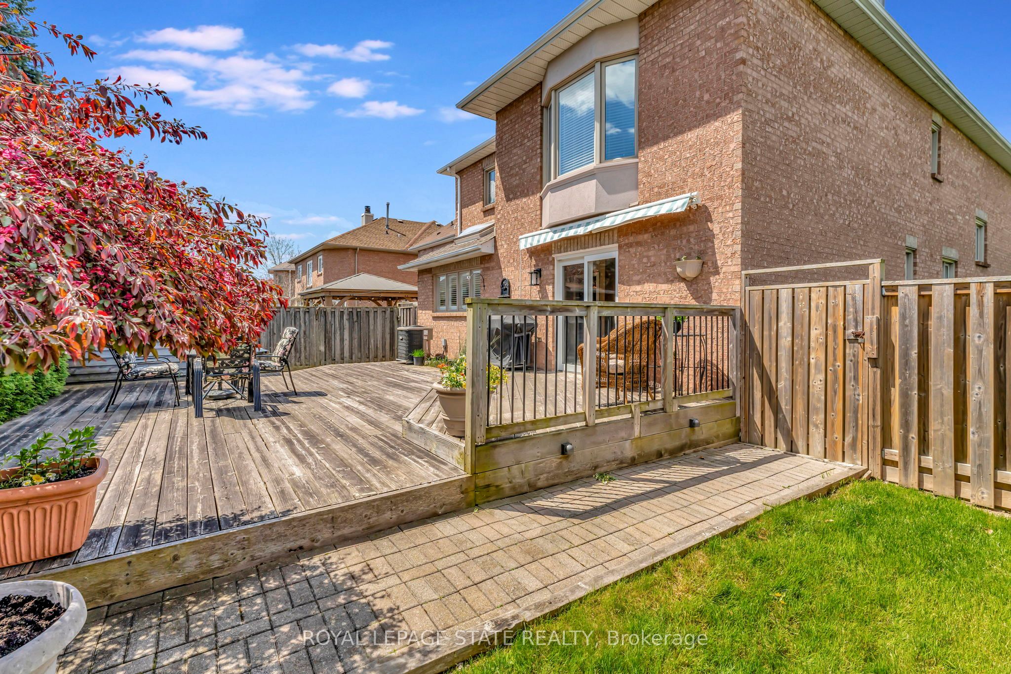 144 Cove Crescent