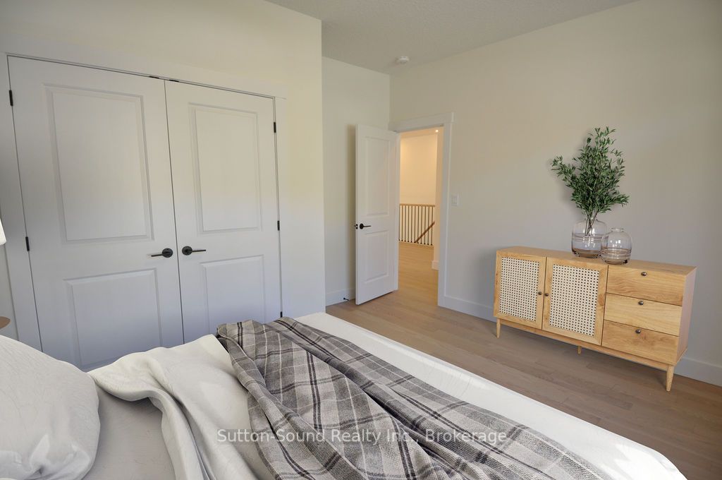 325 6th Avenue W