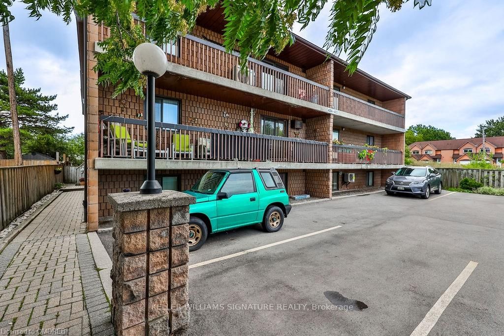 482 James Street N, #104