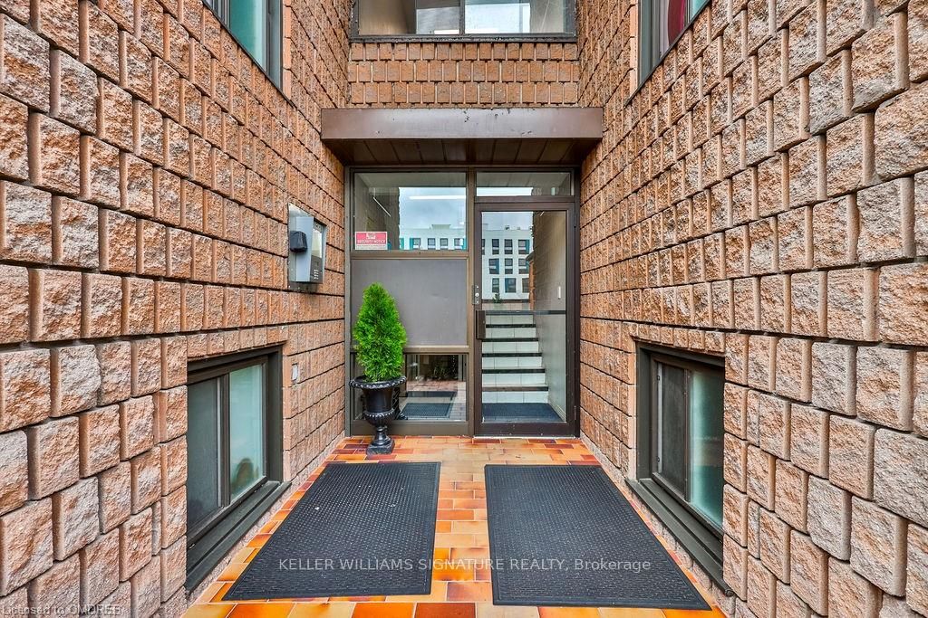482 James Street N, #104