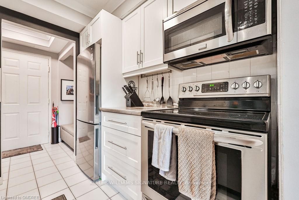482 James Street N, #104