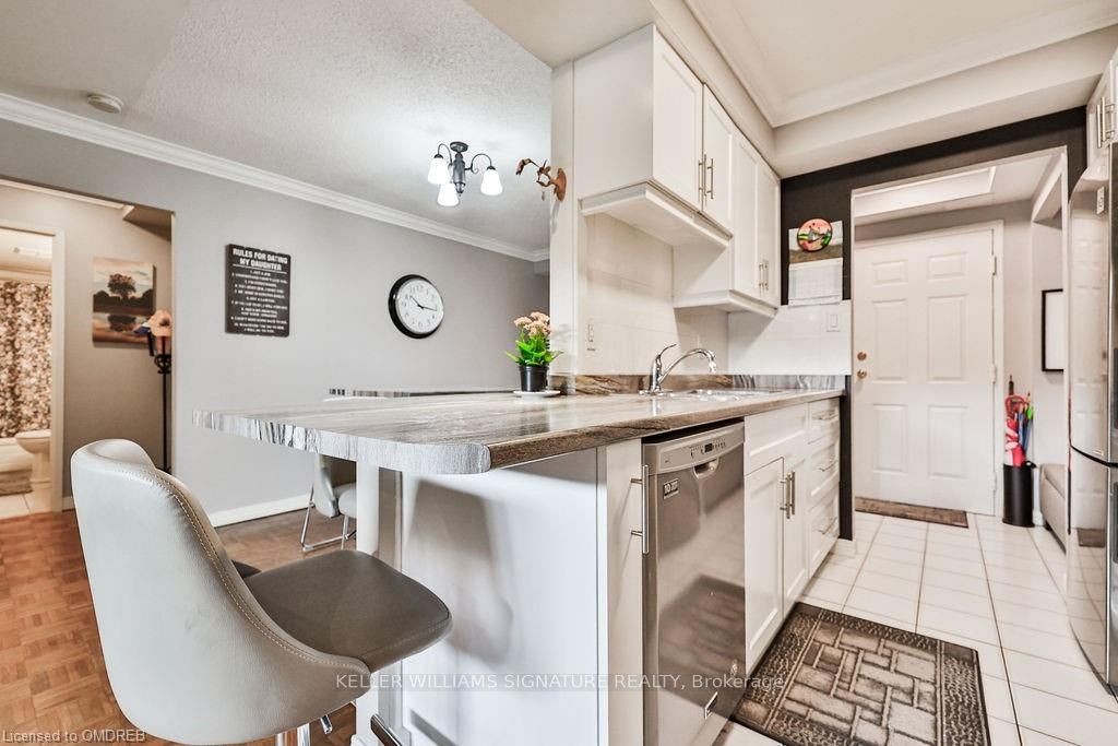 482 James Street N, #104
