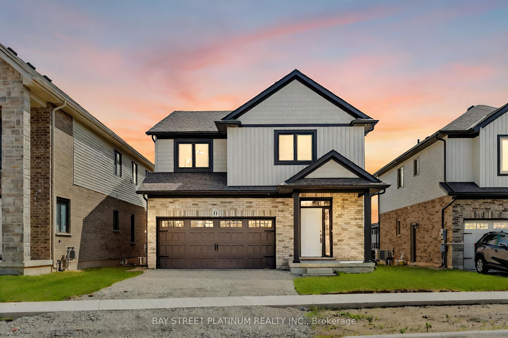 11 ALICIA Crescent