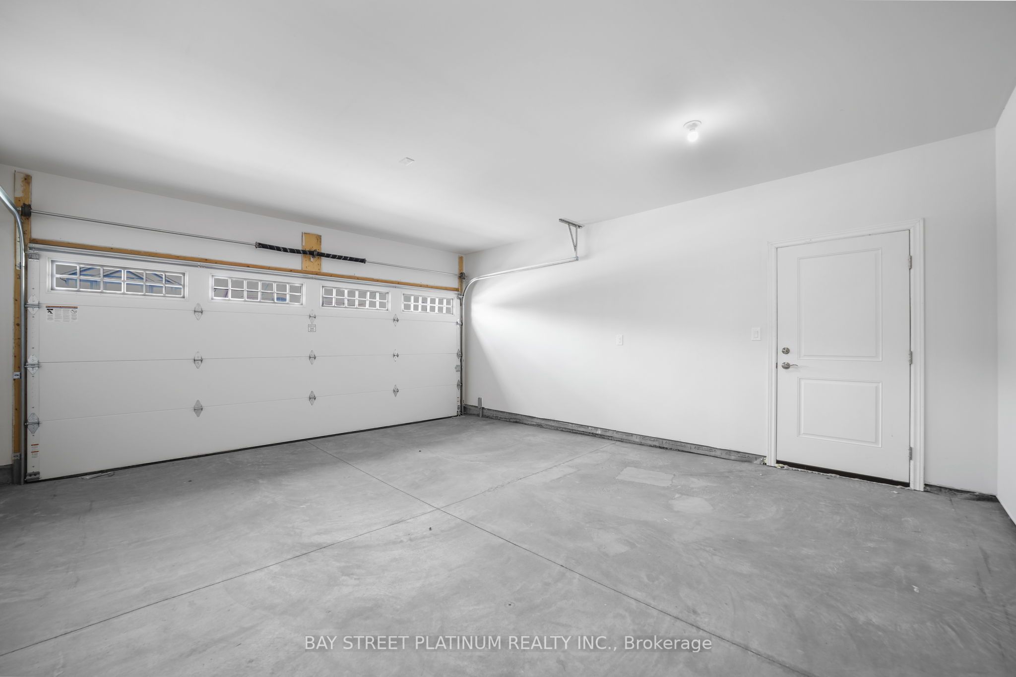 11 ALICIA Crescent