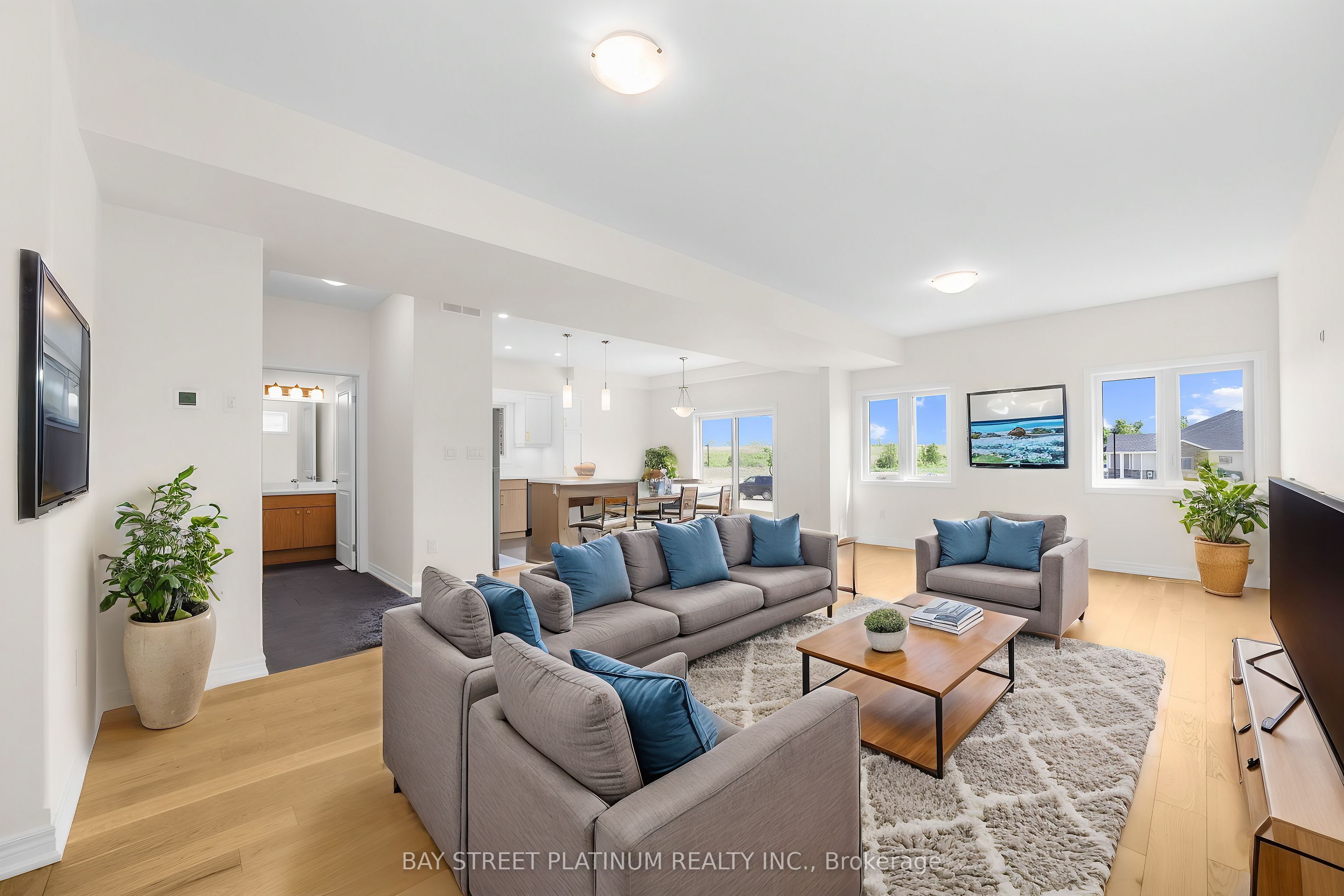 11 ALICIA Crescent