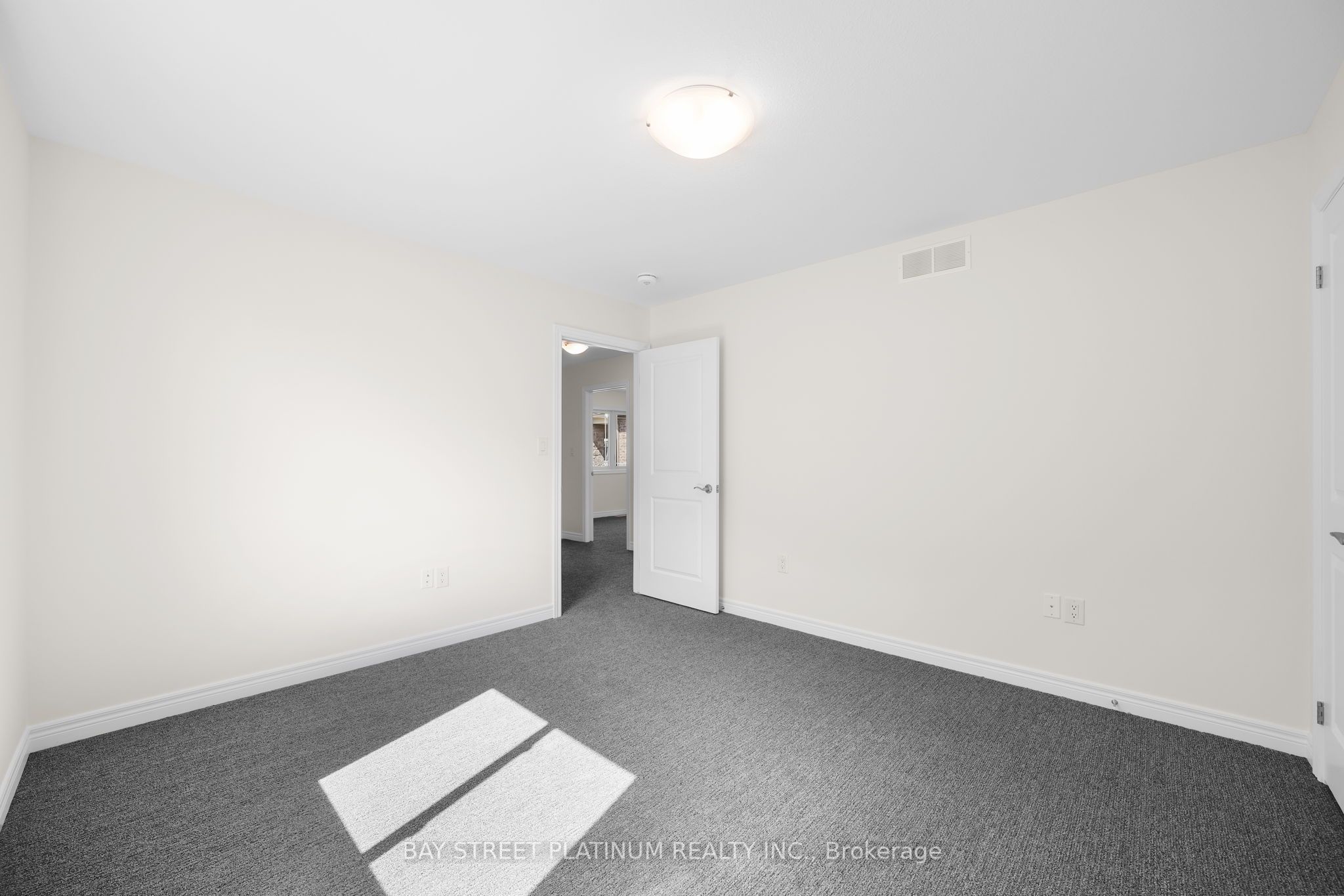 11 ALICIA Crescent