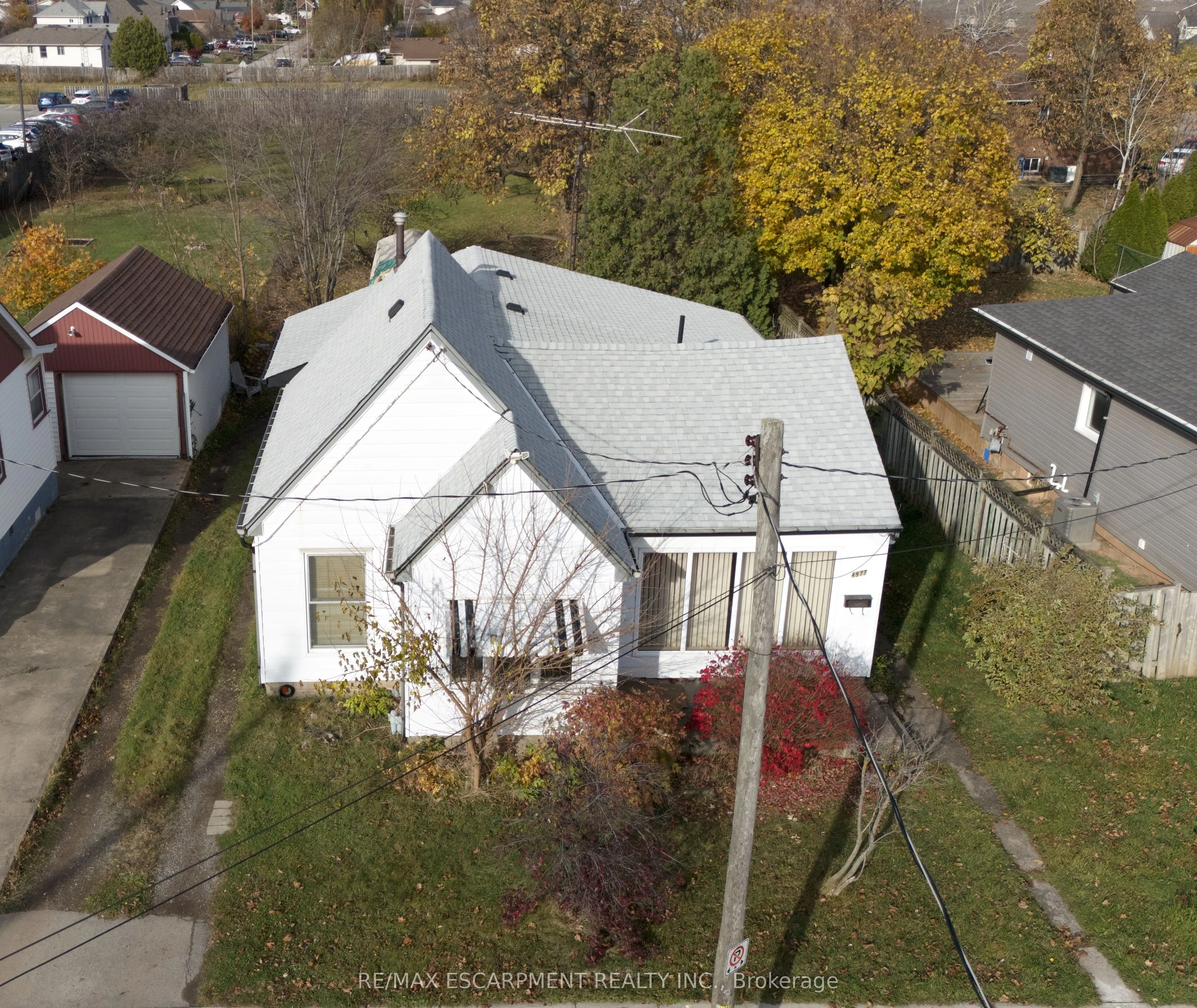 4977 John Street
