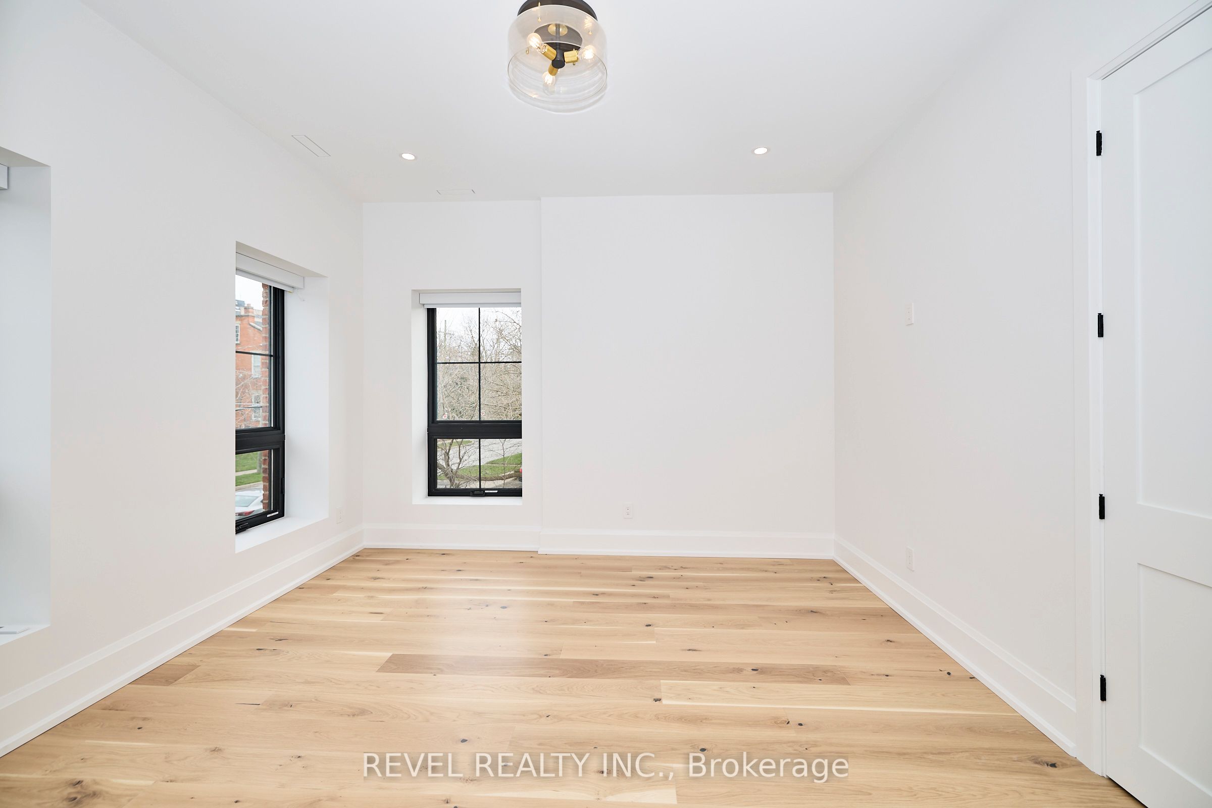 29 Yates Street