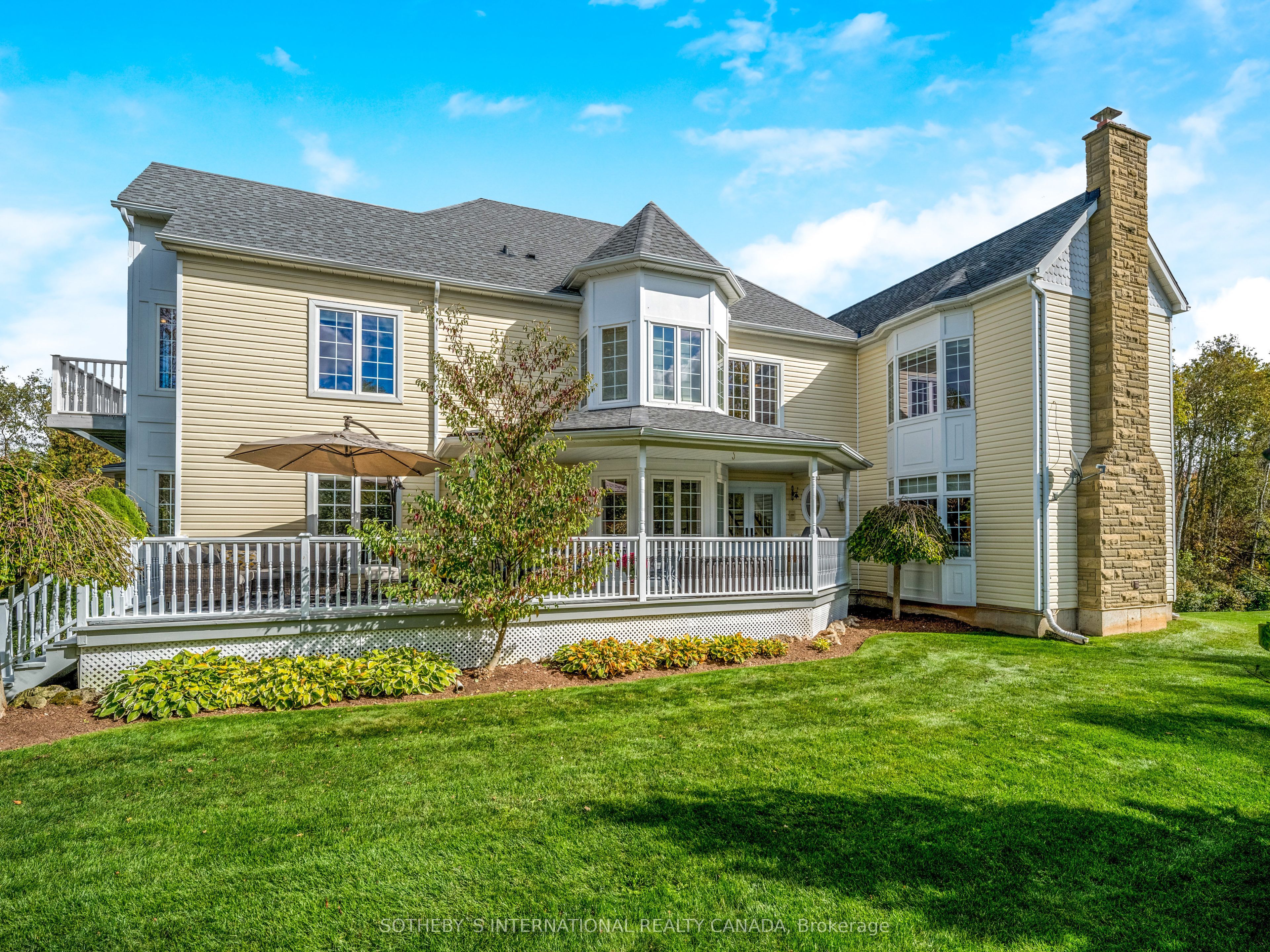 110 Concession 11 Road E