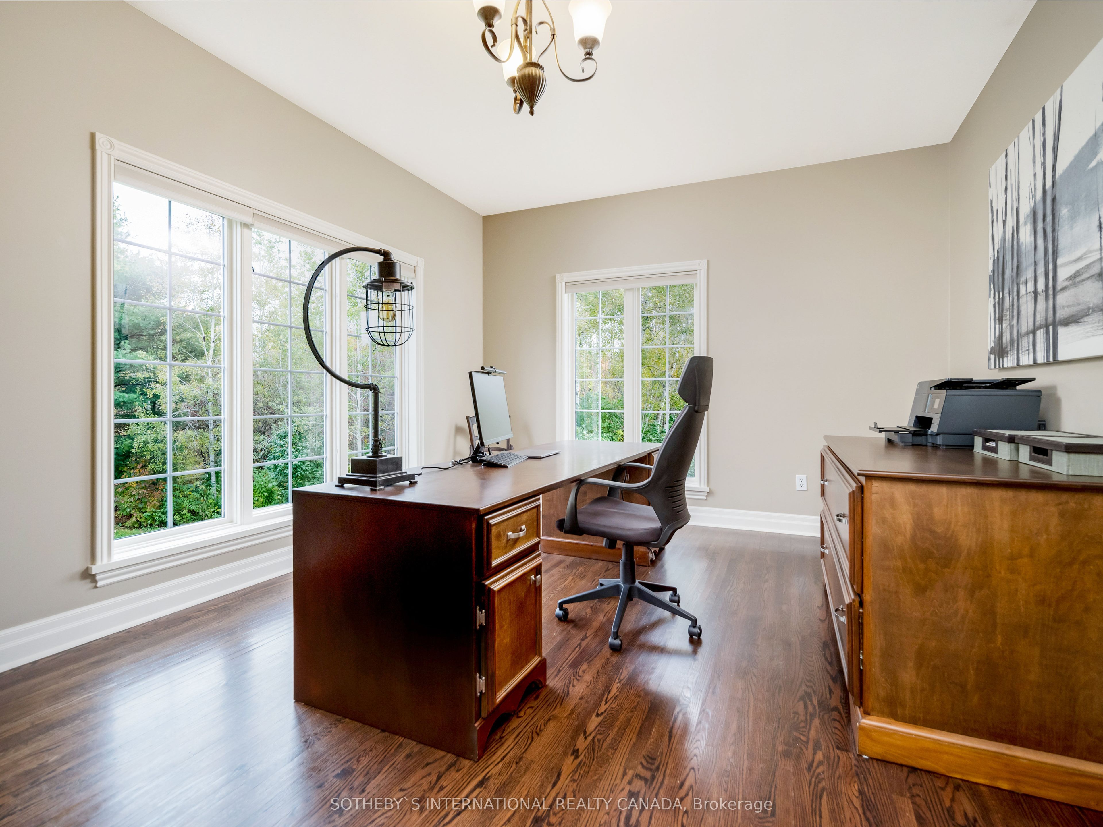 110 Concession 11 Road E