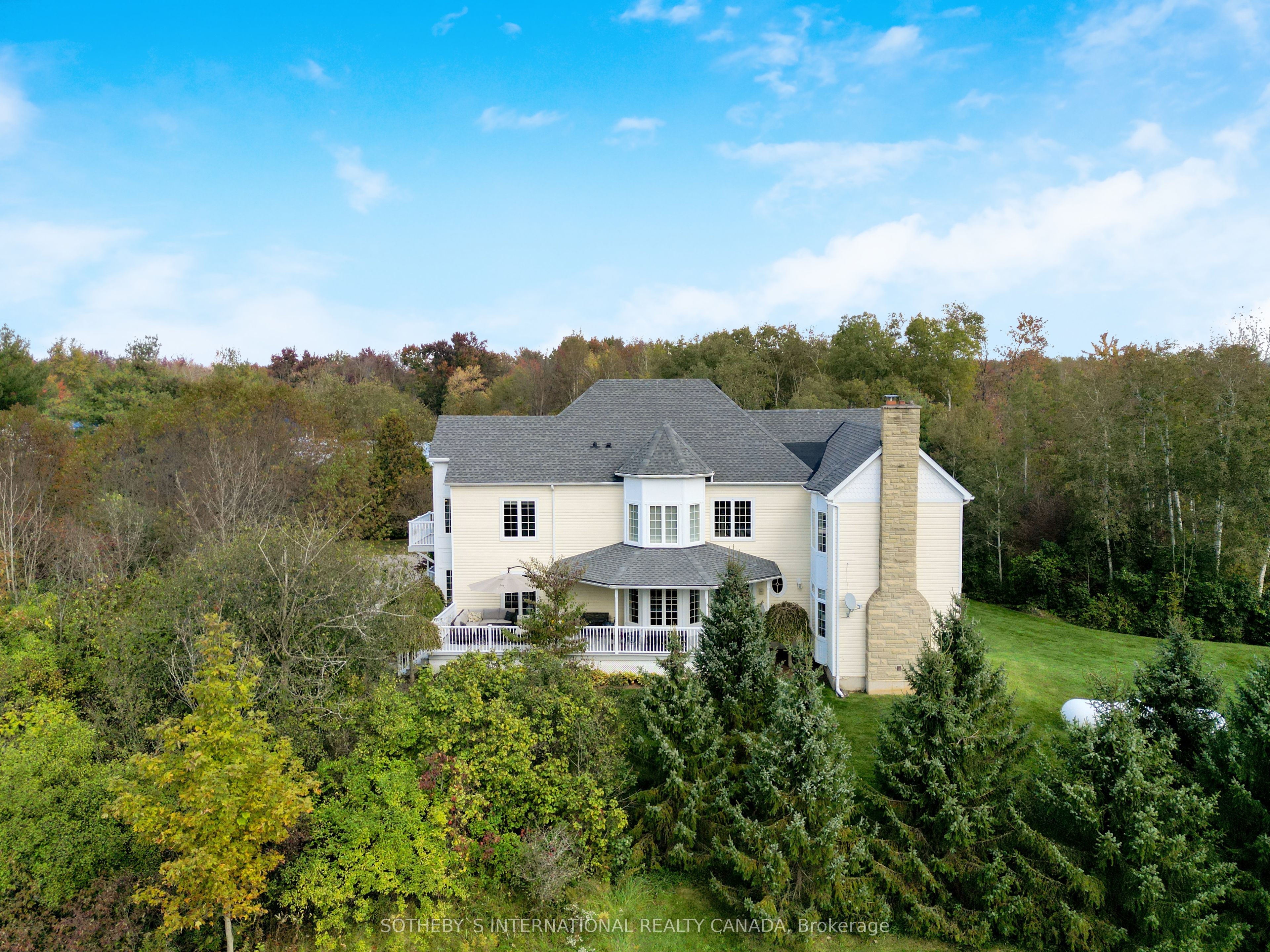 110 Concession 11 Road E