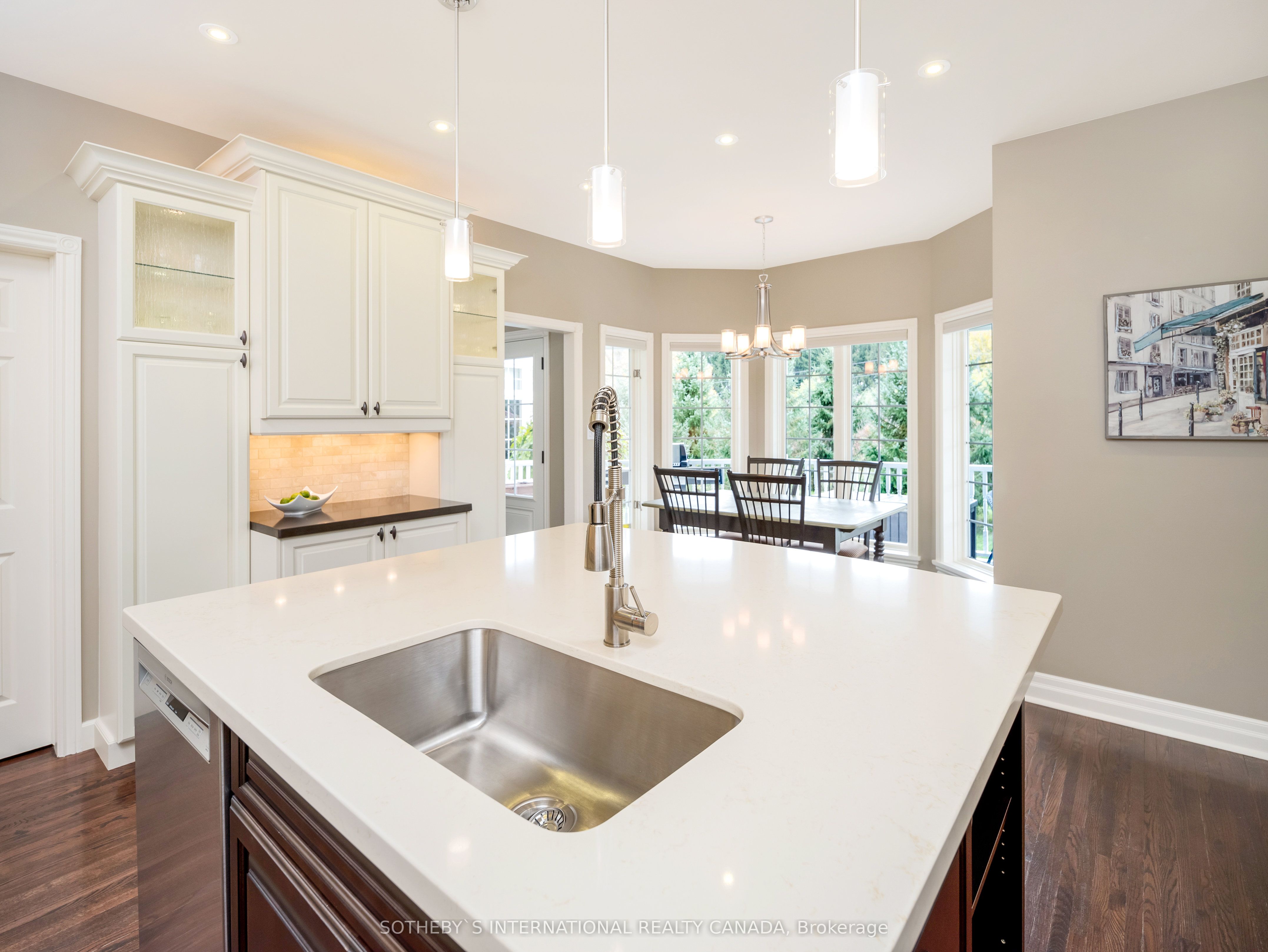 110 Concession 11 Road E