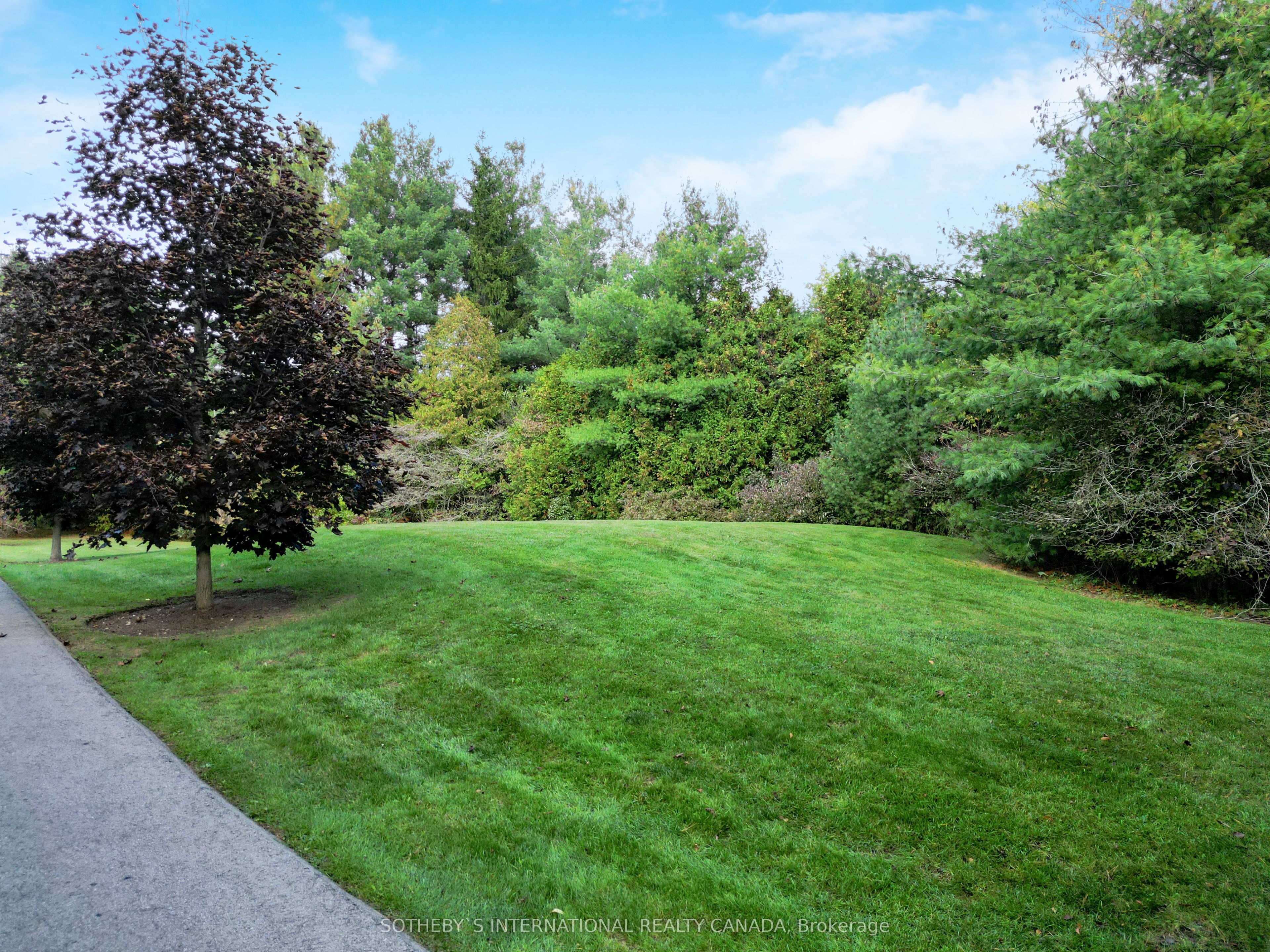 110 Concession 11 Road E