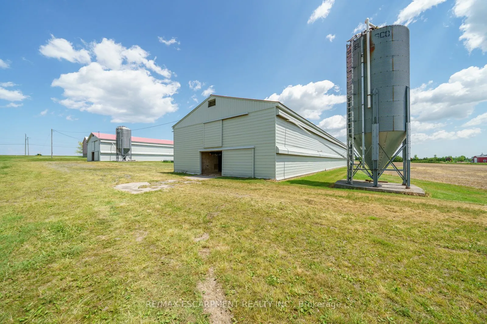 4932 Fly Road