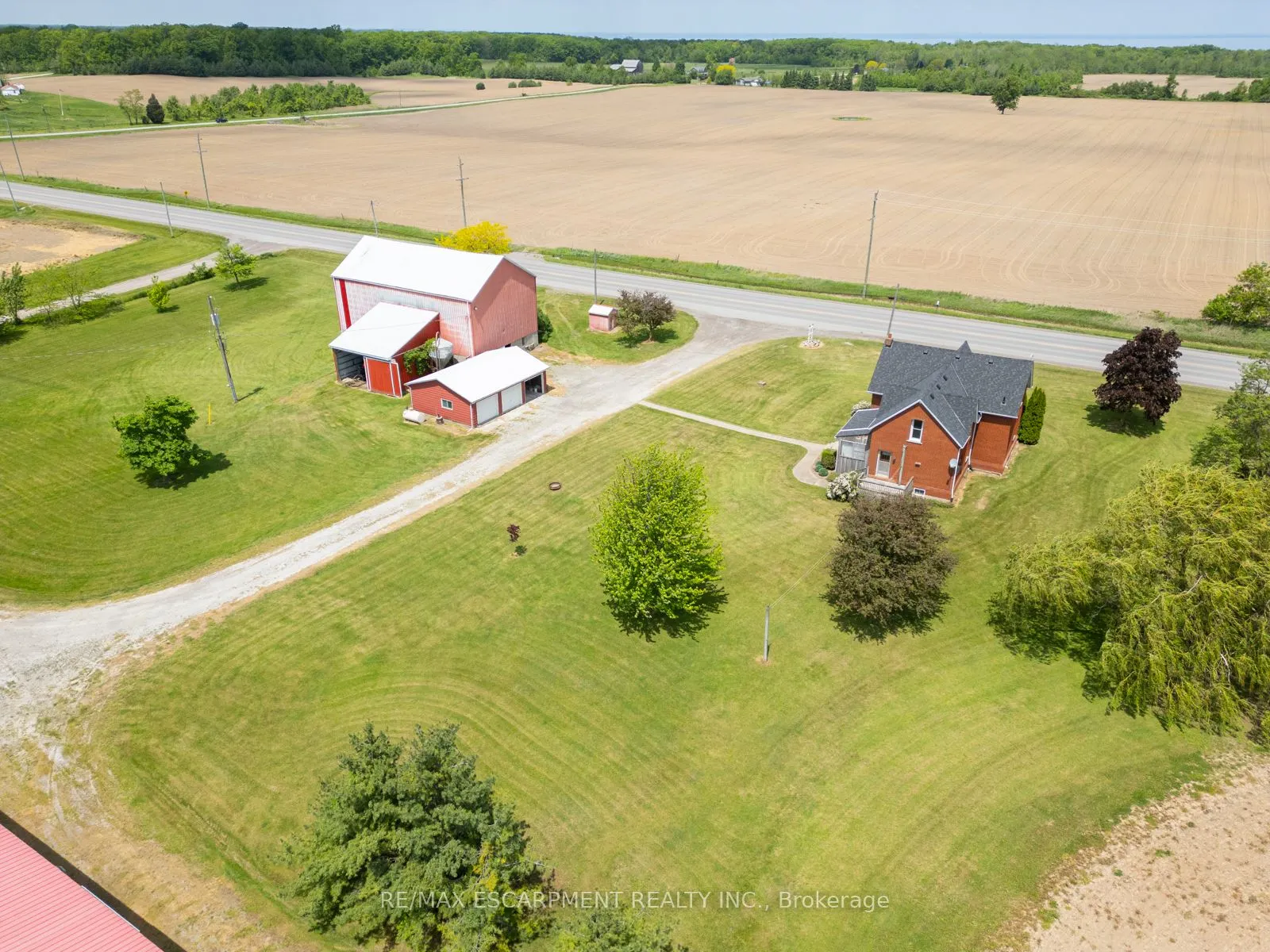 4932 Fly Road