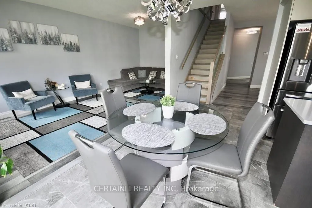 1312 SANDBAR STREET