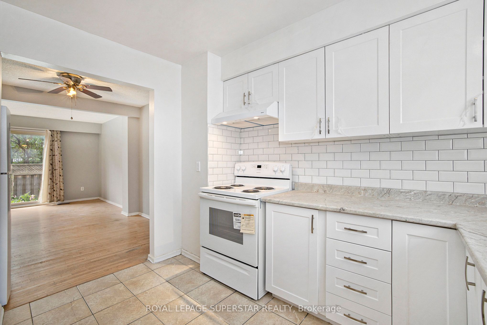427 Moodie Drive #25
