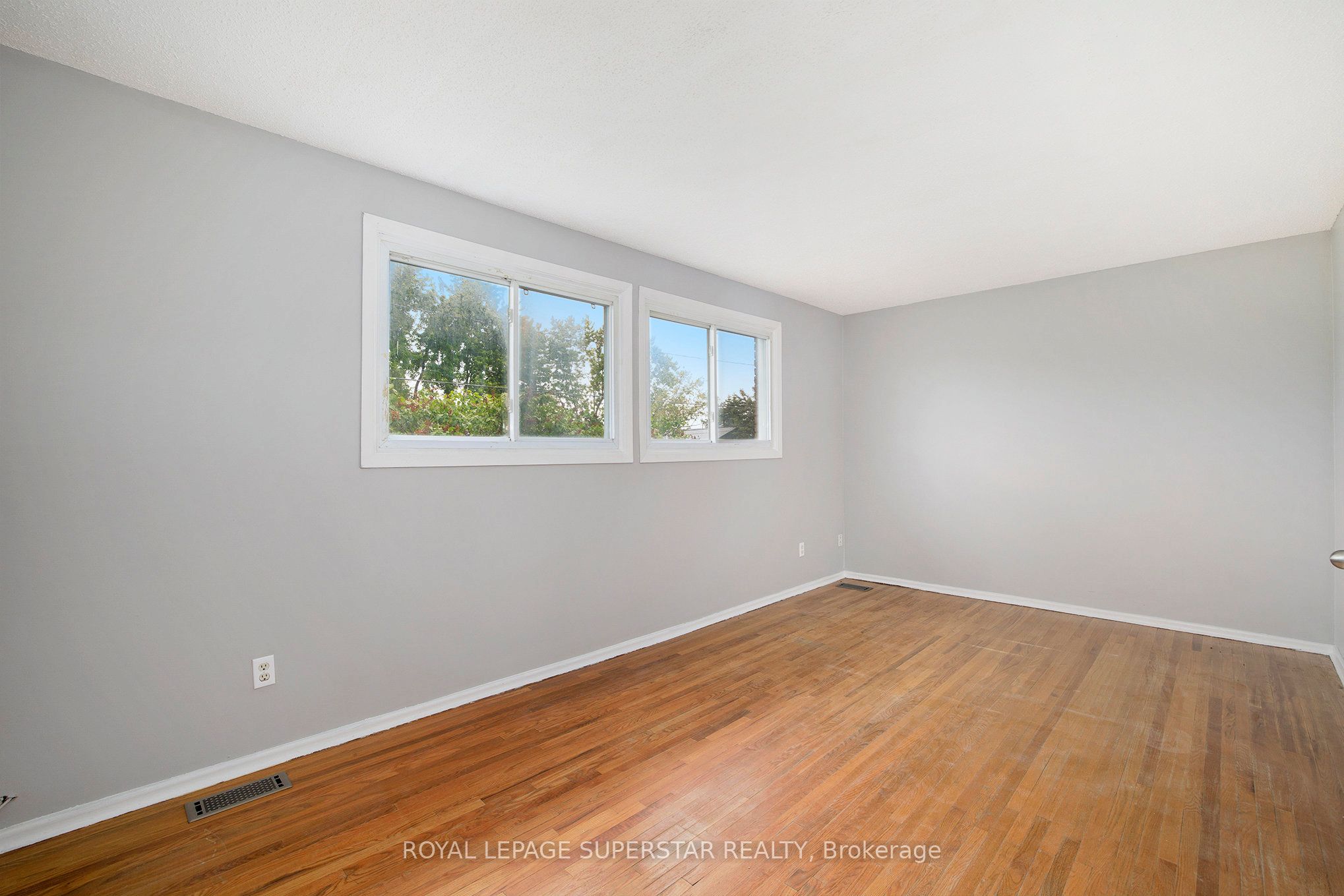 427 Moodie Drive #25