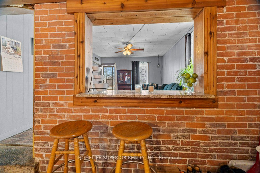 678 SQUIRE Road