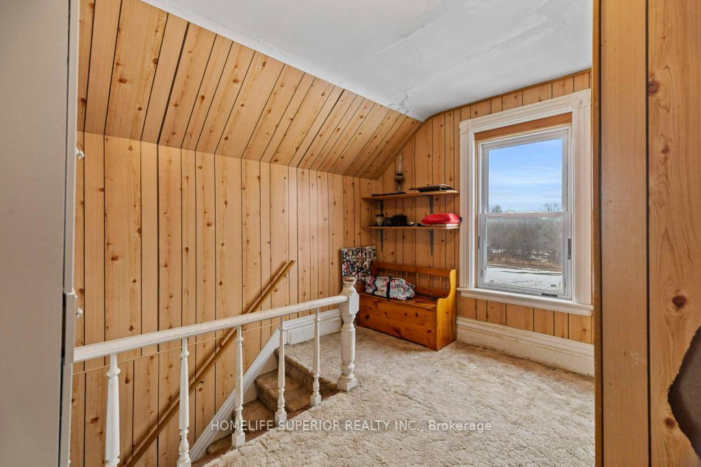 678 SQUIRE Road