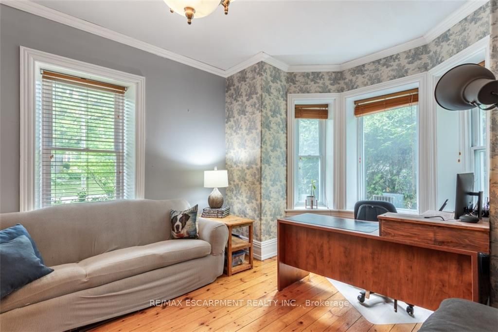 1539 Brock Road