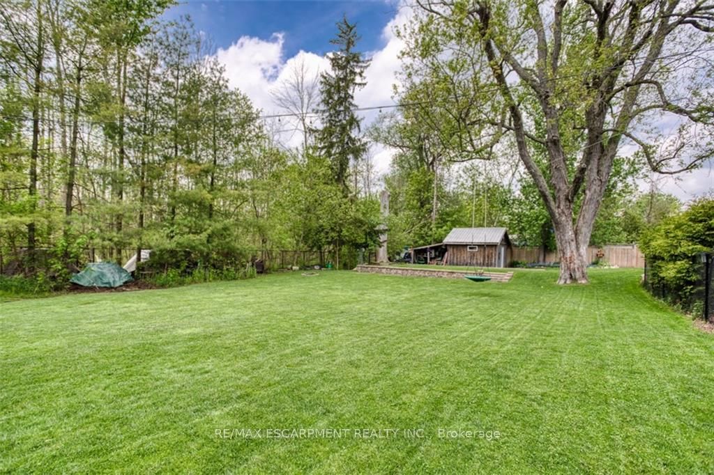 1539 Brock Road