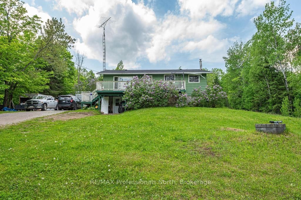 1060 Lees Road