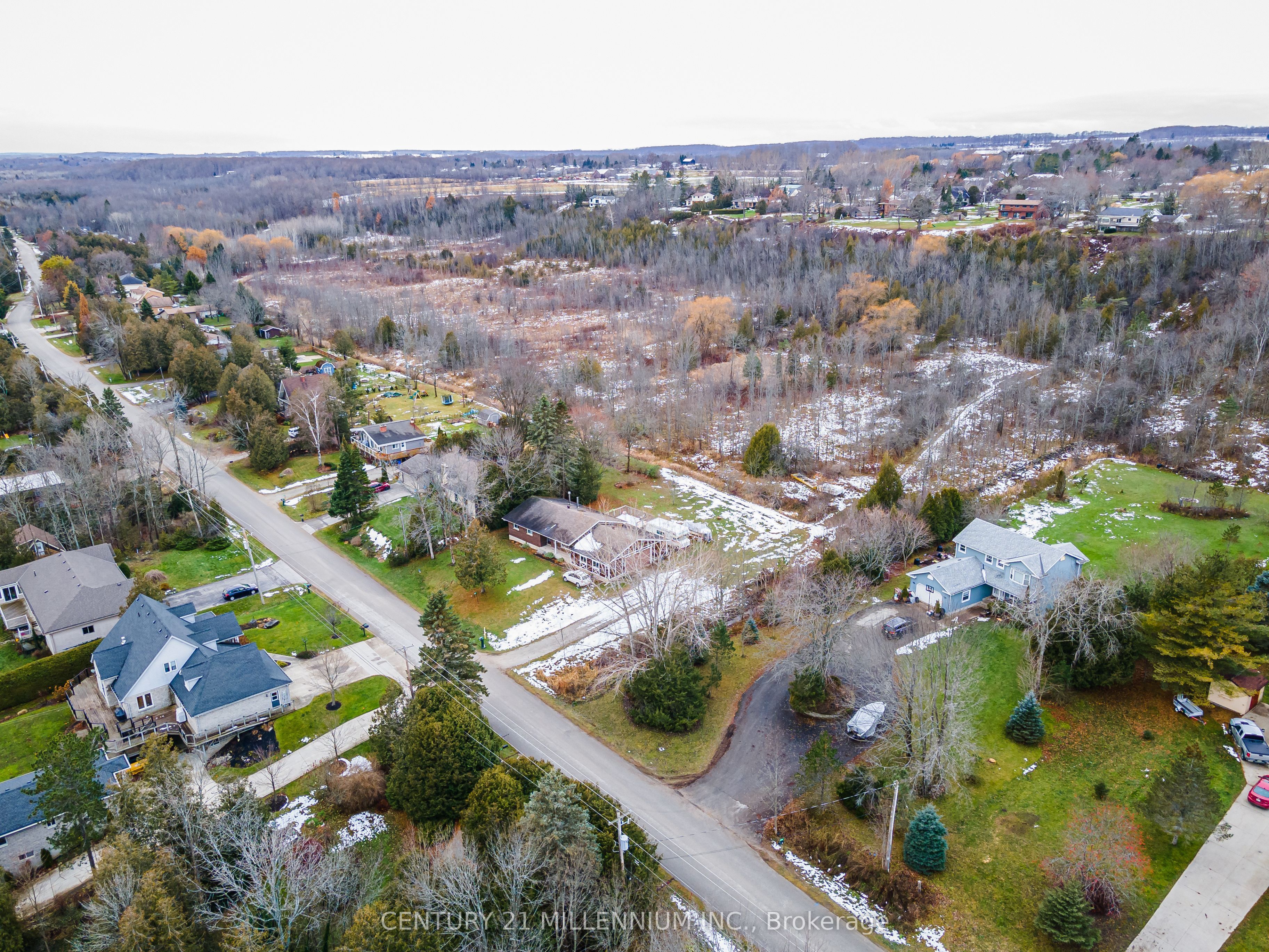 454 Balmy Beach Road